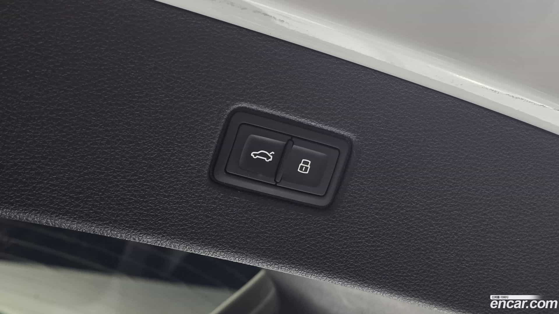 Q7 Audi 2019.9-OPTION-024