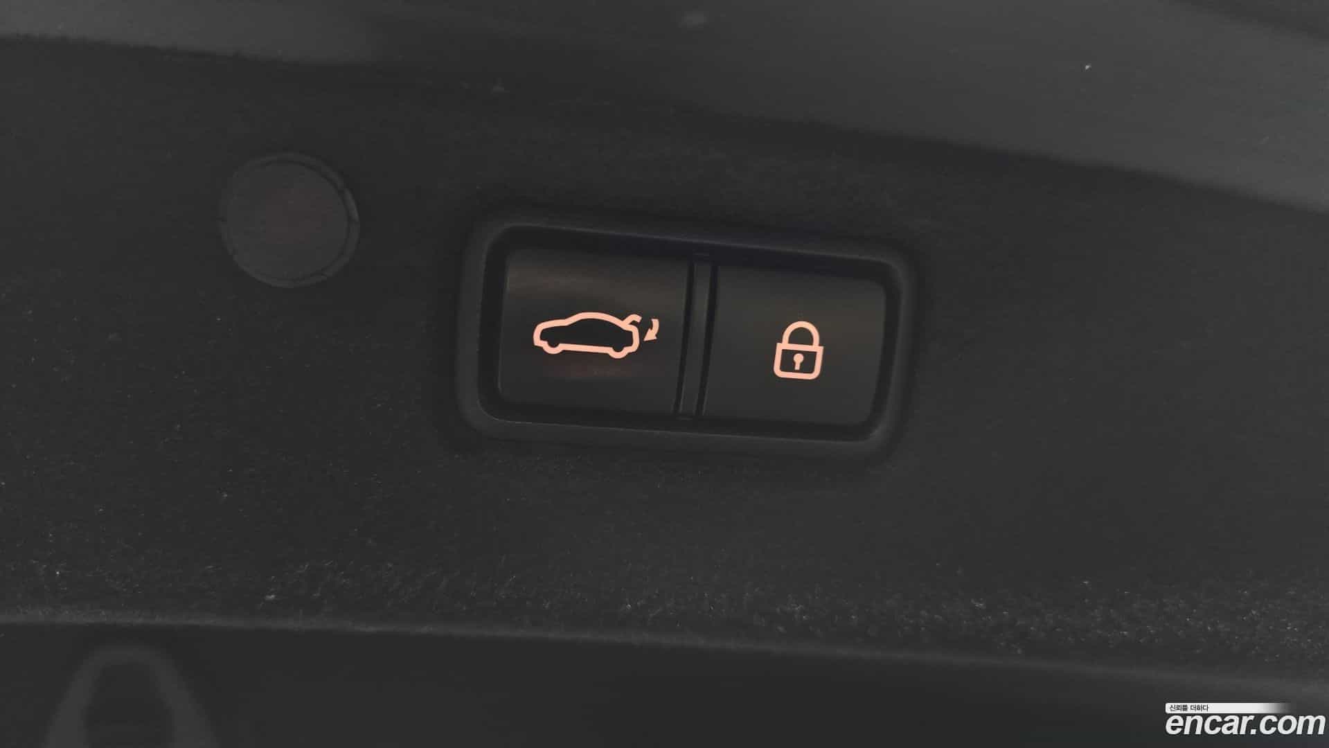 Grandeur Hyundai 2017.1-OPTION-020