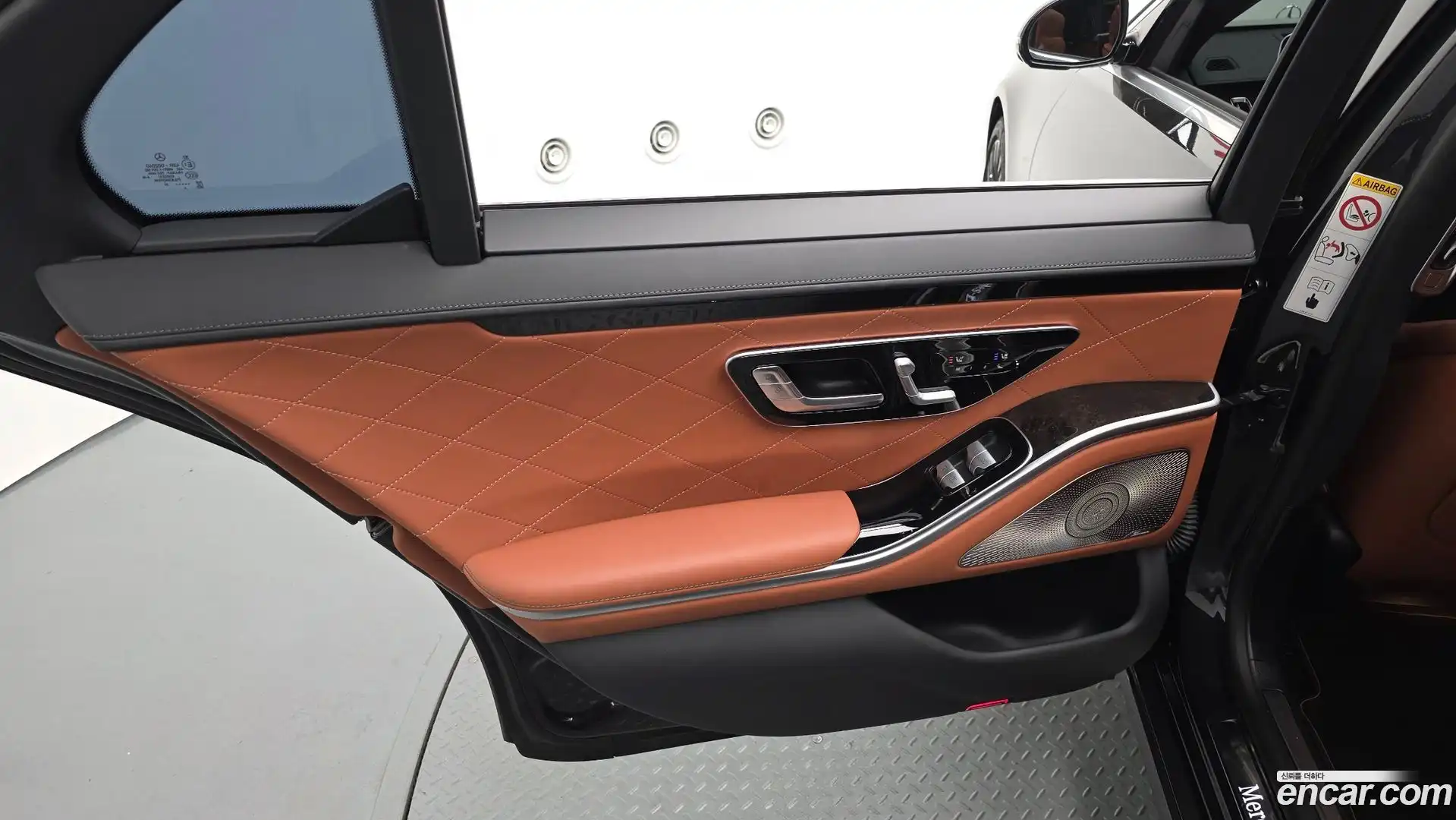 S-Class Mercedes-Benz 2021.6-INNER-035