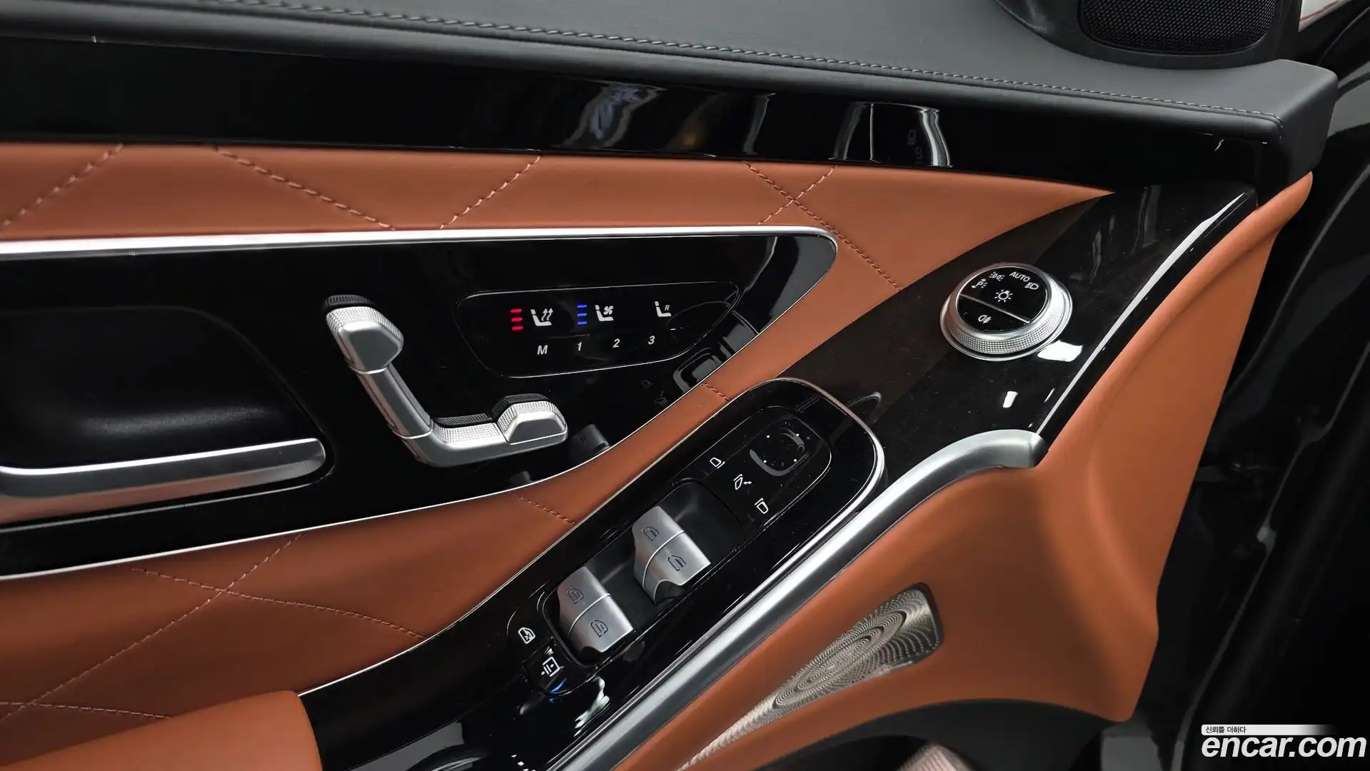 S-Class Mercedes-Benz 2021.6-OPTION-040