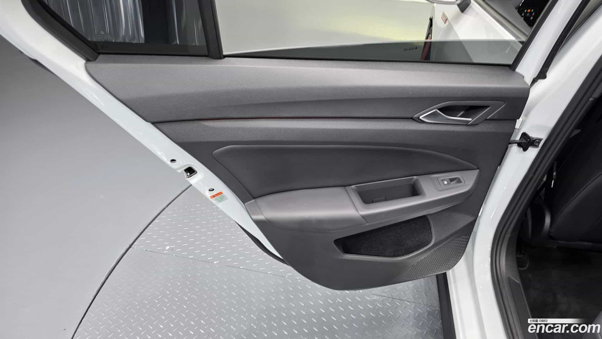 Golf Volkswagen 2024.10-INNER-035