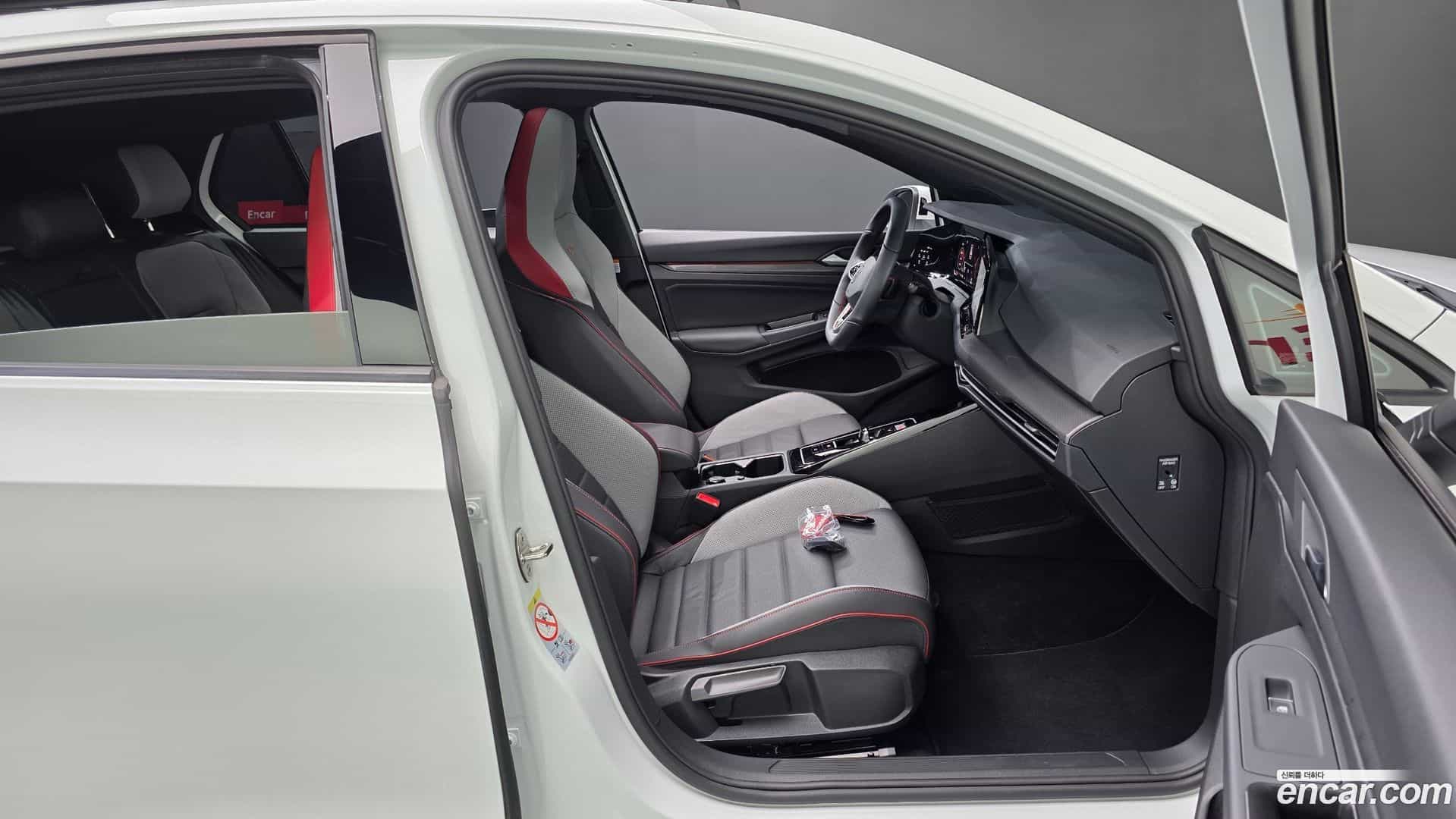 Golf Volkswagen 2024.10-INNER-036