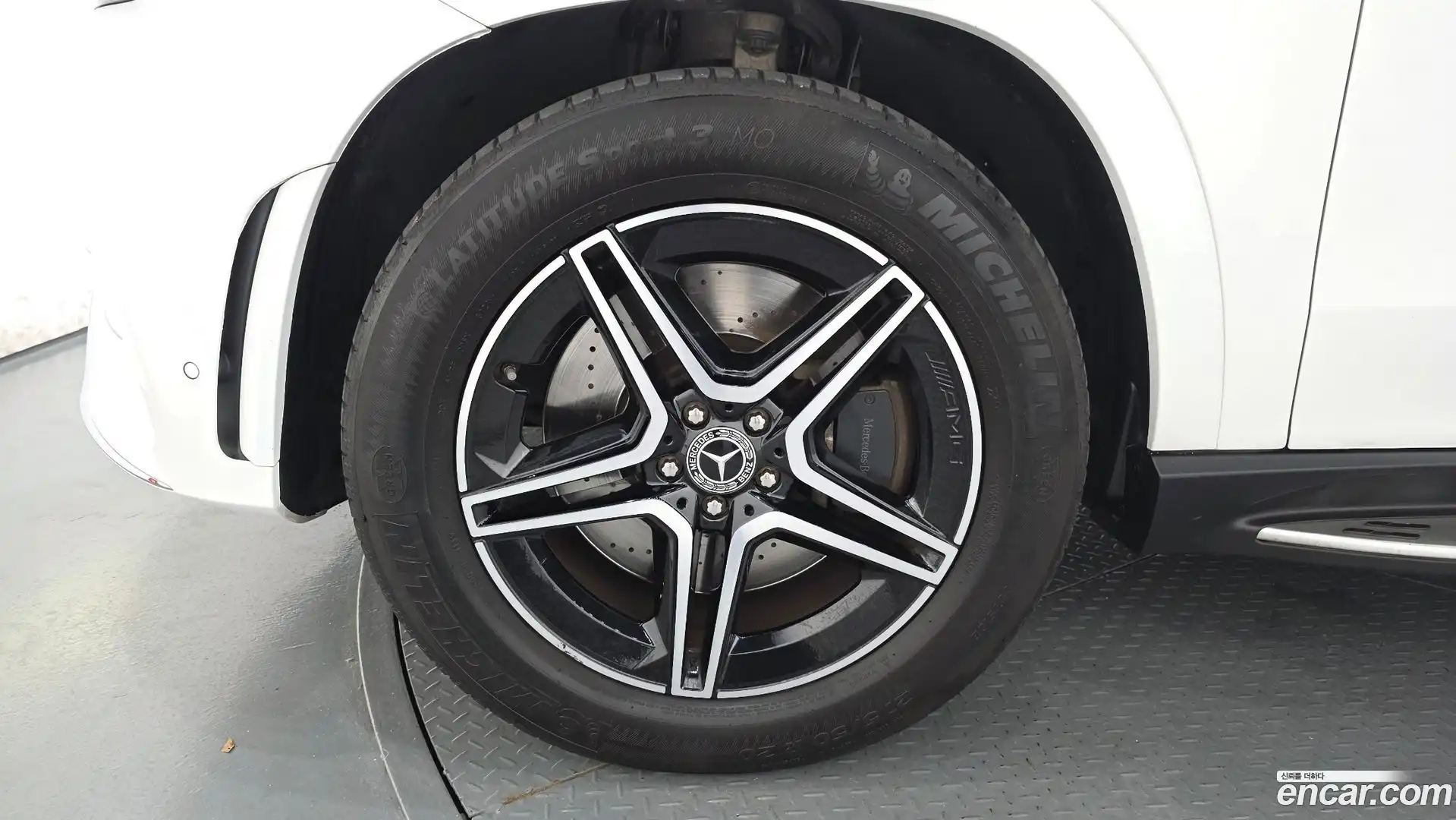 GLE-Class Mercedes-Benz 2021.7-OUTER-005