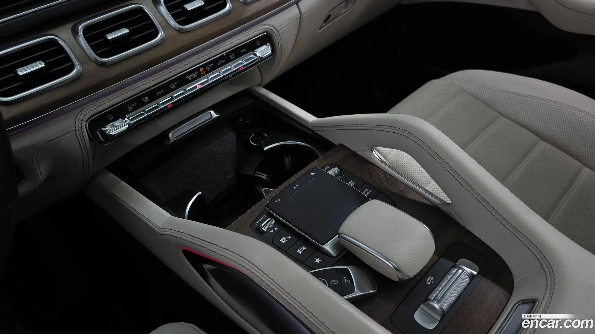 GLE-Class Mercedes-Benz 2021.7-OPTION-021