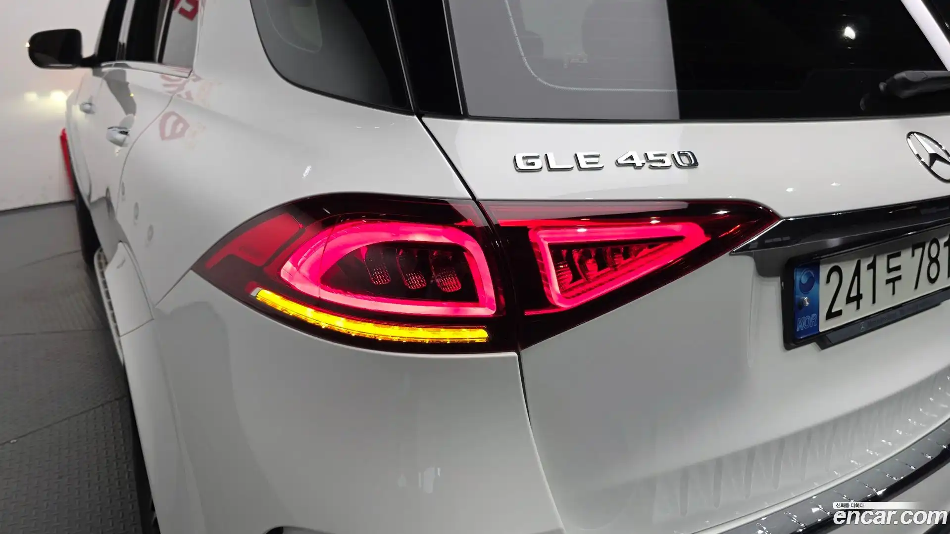 GLE-Class Mercedes-Benz 2021.7-OUTER-033