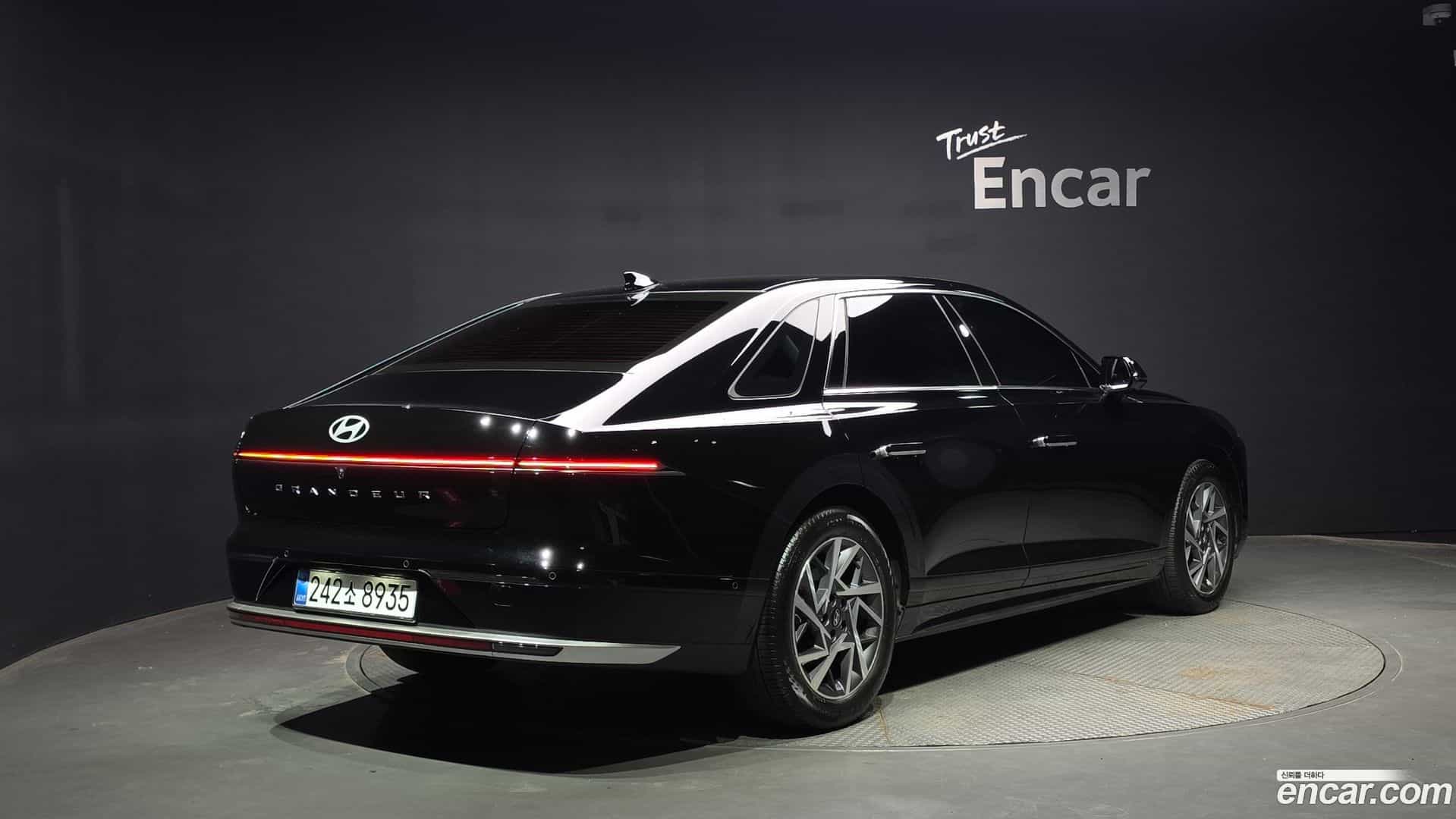 Grandeur Hyundai 2025.4-OUTER-002