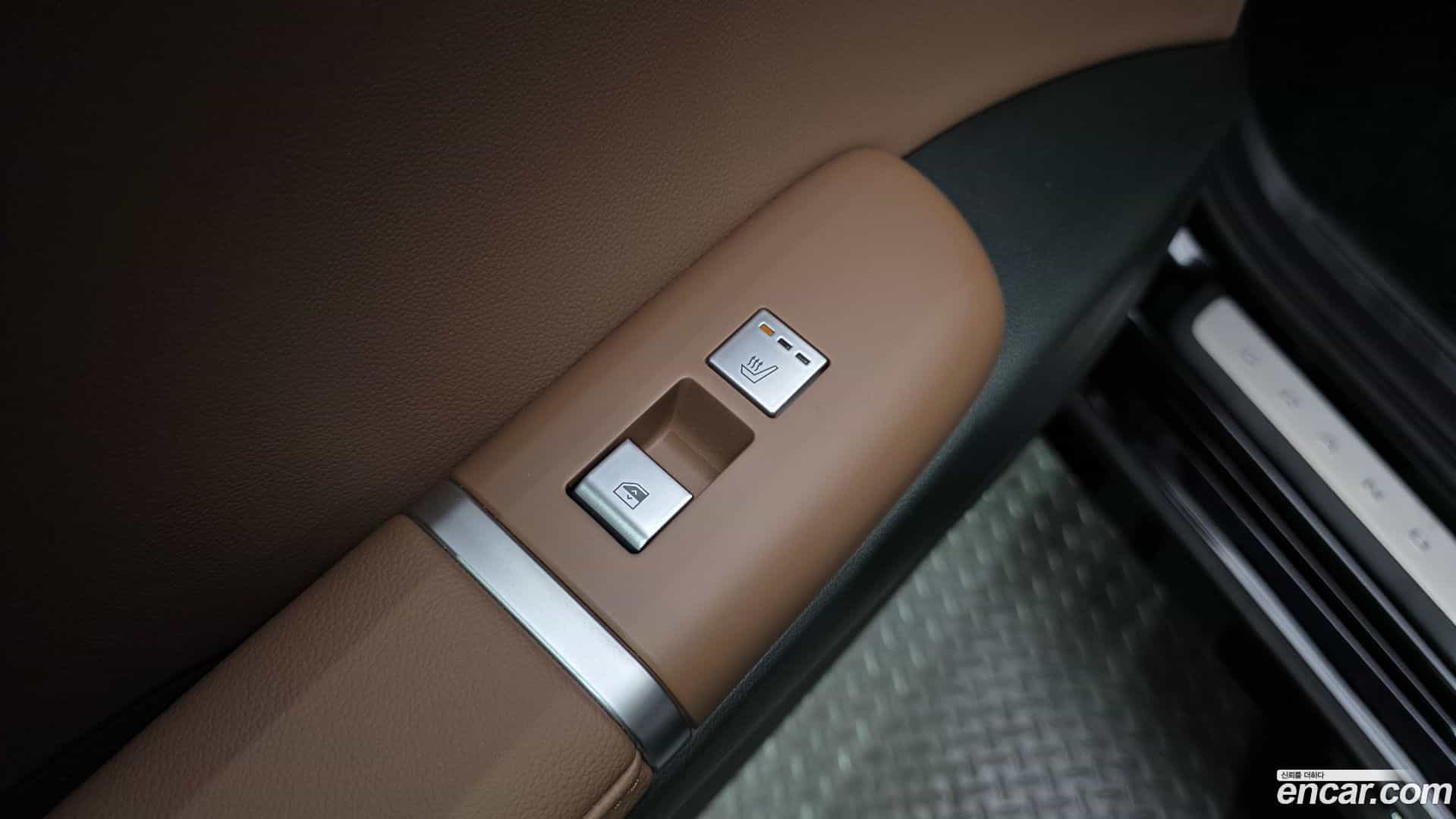 Grandeur Hyundai 2025.4-OPTION-023