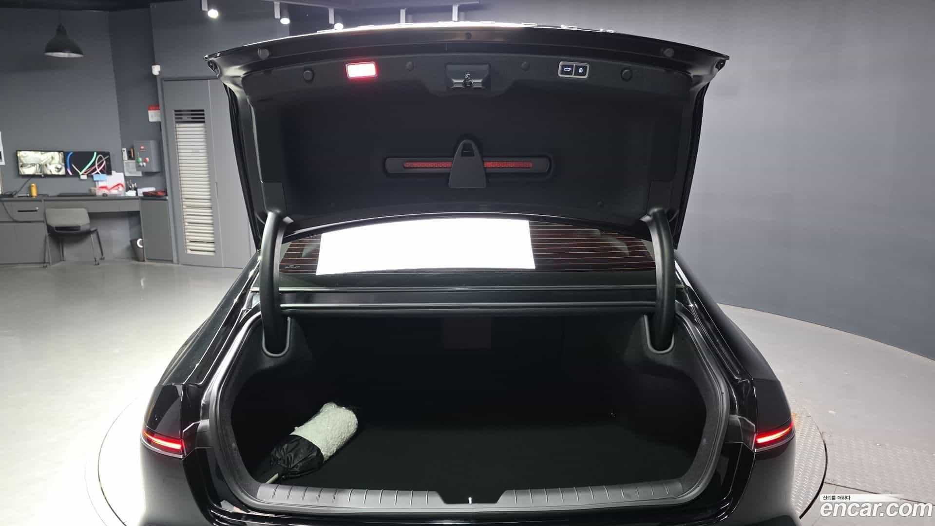 Grandeur Hyundai 2025.4-OPTION-024
