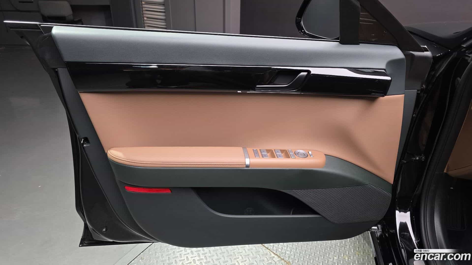 Grandeur Hyundai 2025.4-INNER-034