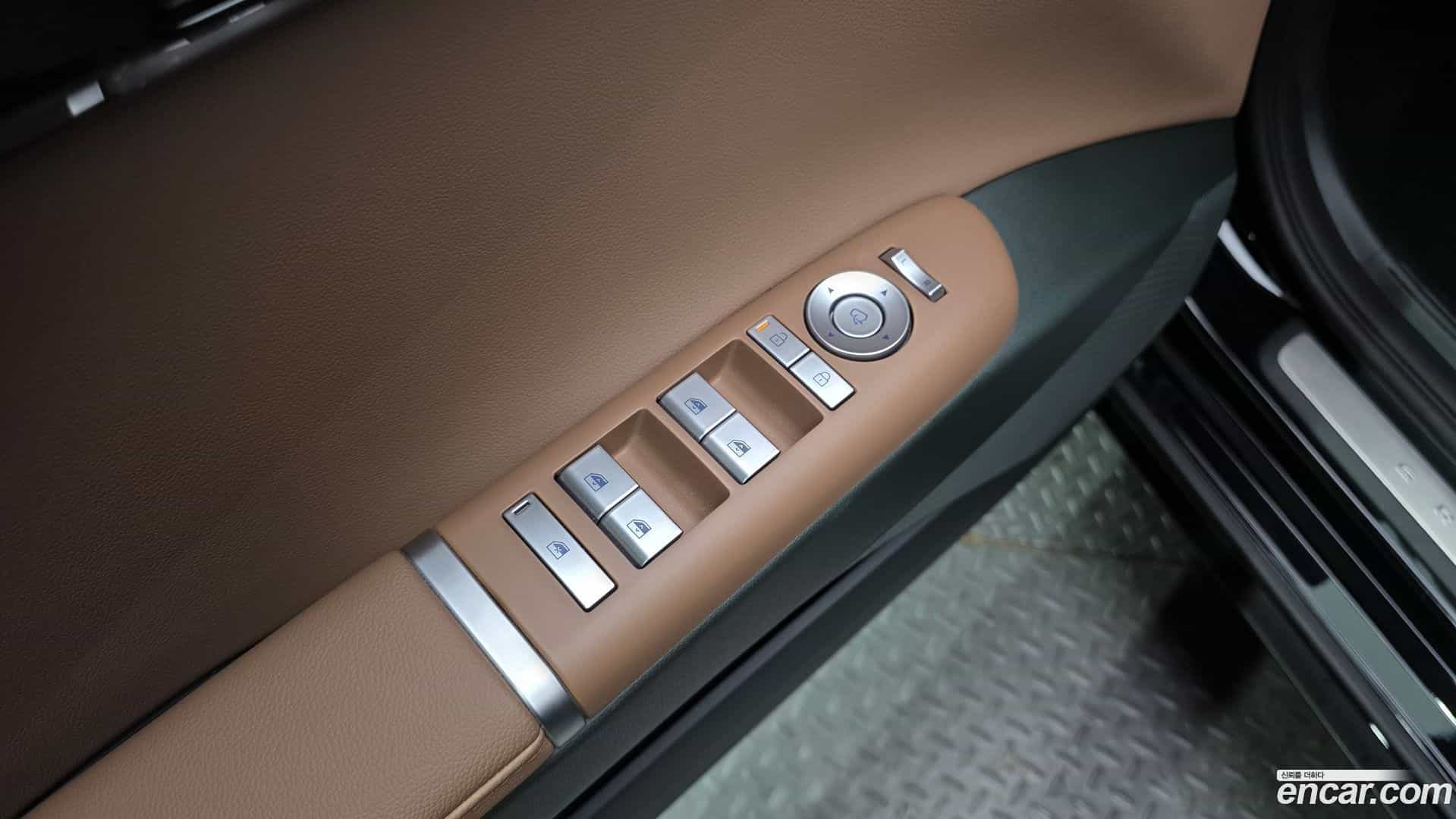 Grandeur Hyundai 2025.4-OPTION-043