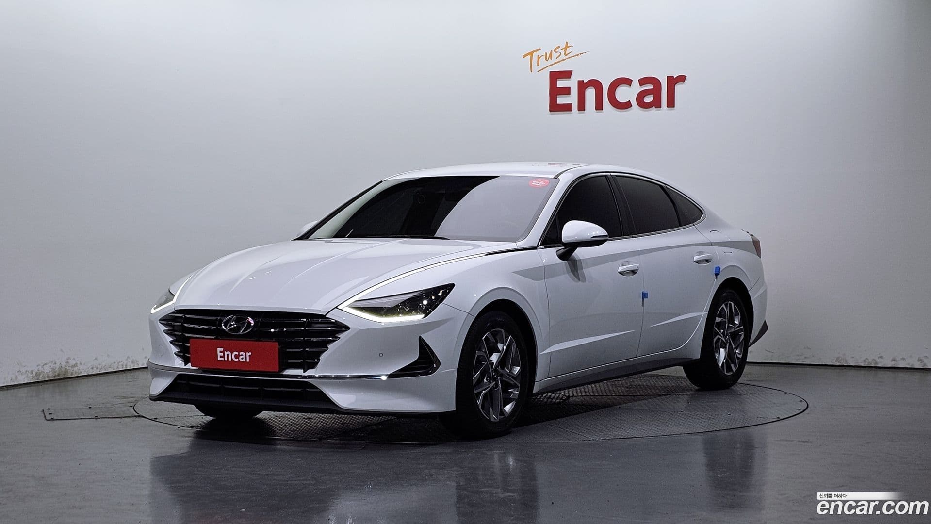 Main__Slider__Photo:Sonata Hyundai 2019.4-0
