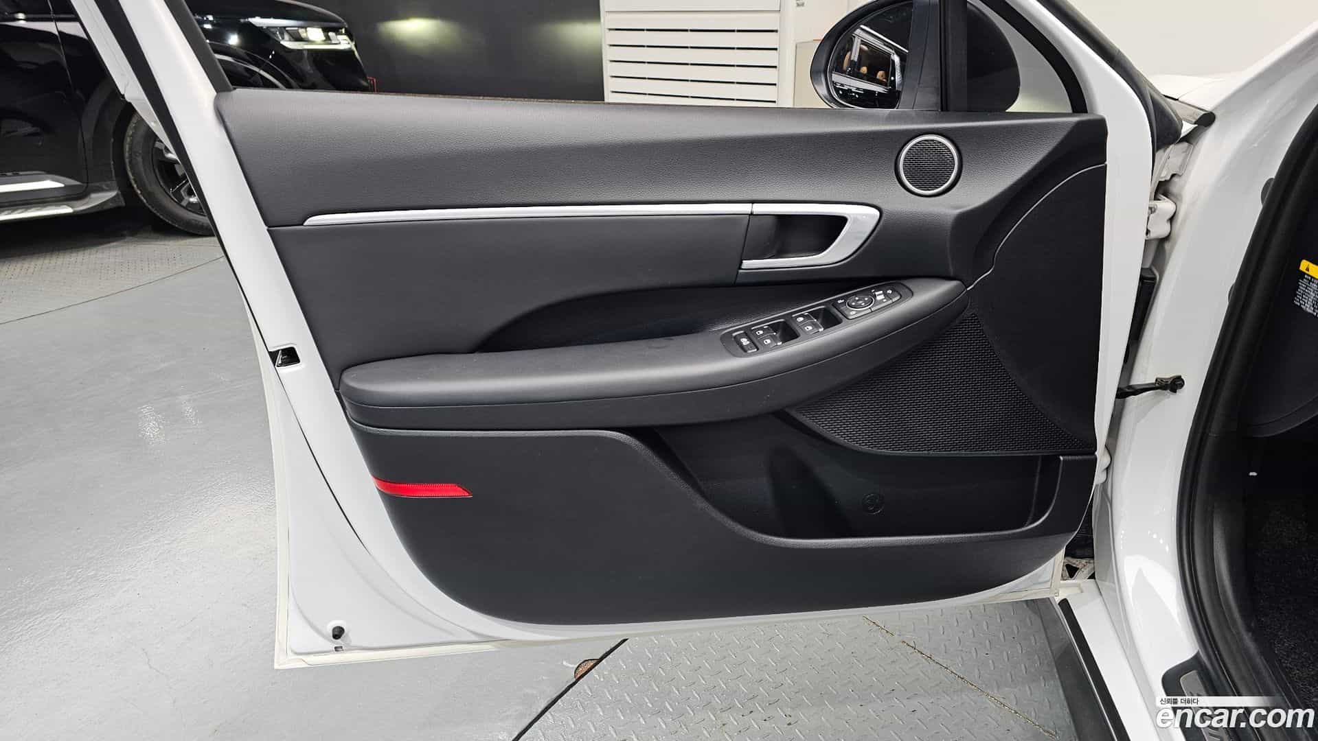 Sonata Hyundai 2019.4-INNER-034