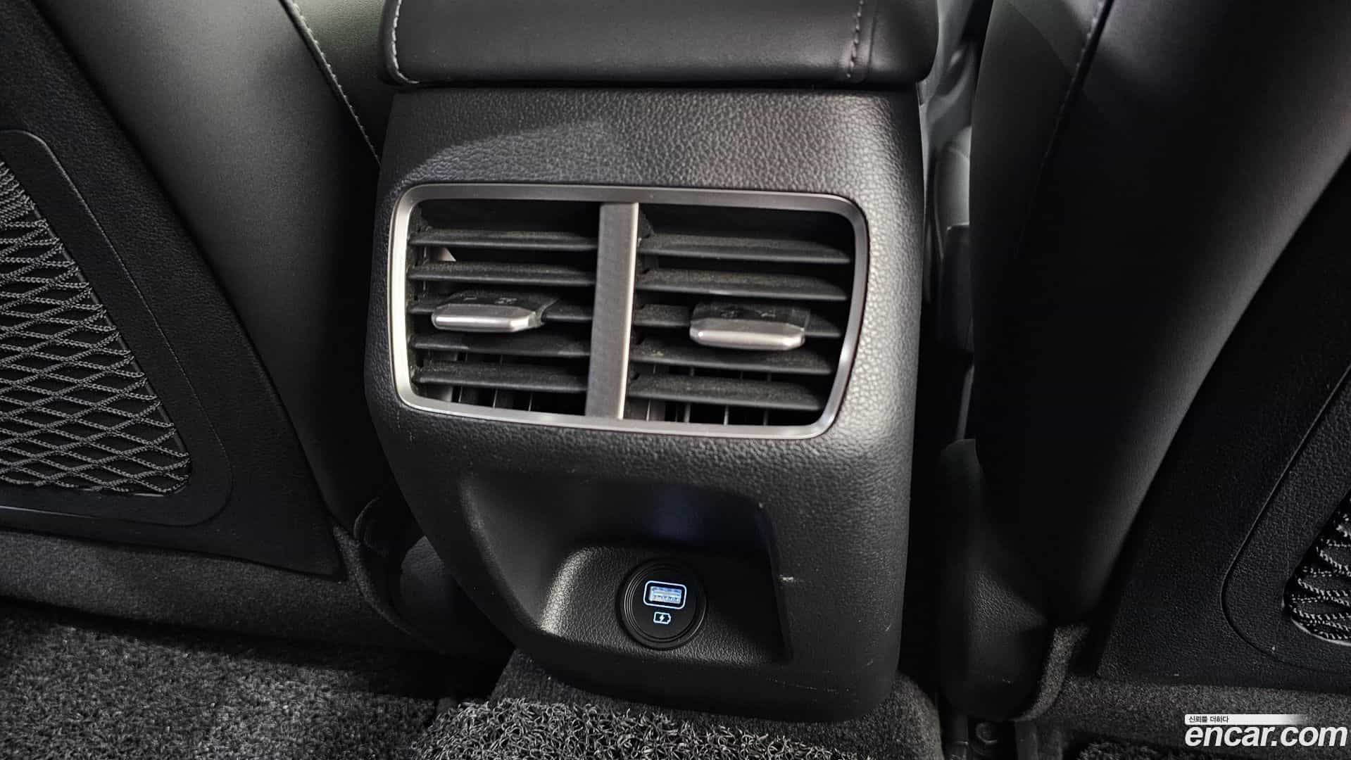 Sonata Hyundai 2019.4-OPTION-043