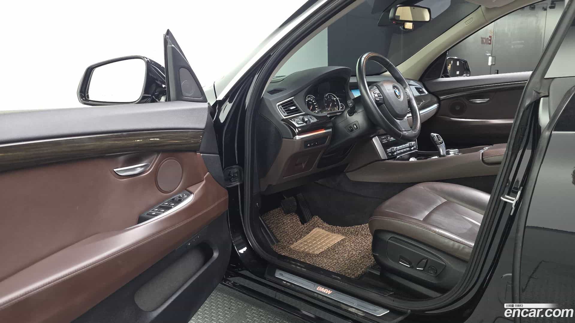 Gran Turismo BMW 2016.9-INNER-010