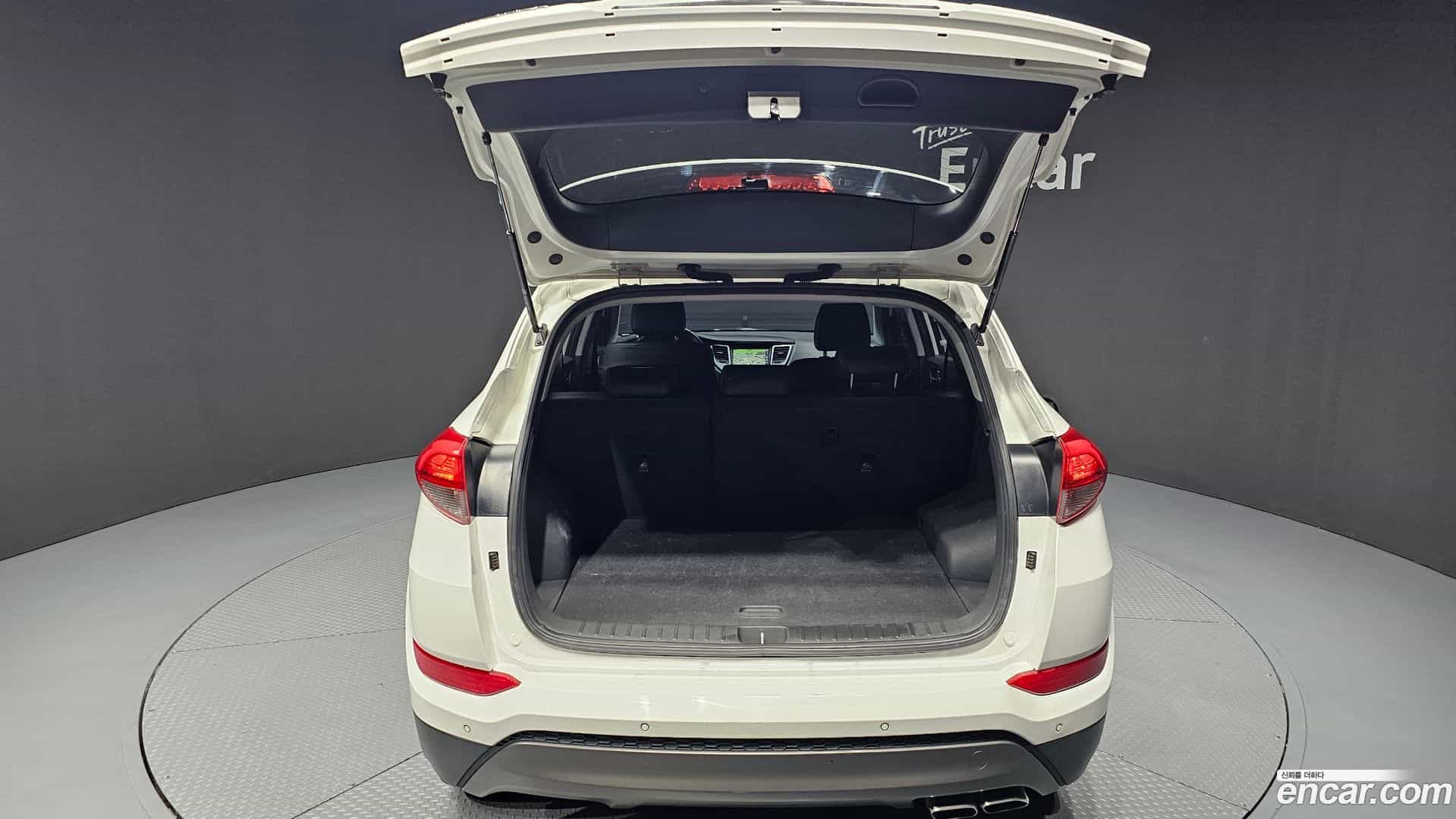 Tucson Hyundai 2015.7-OPTION-024