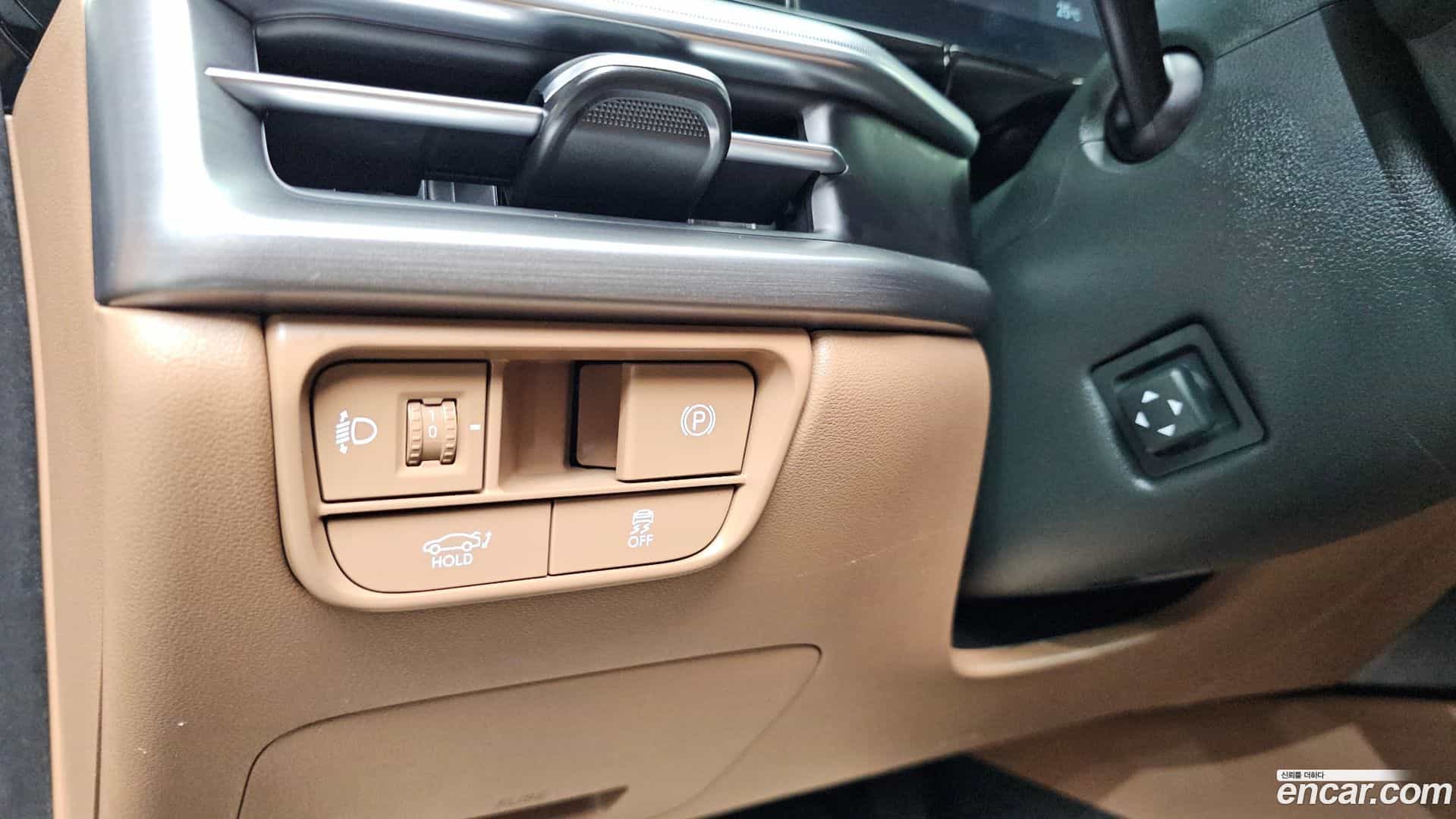 Grandeur Hyundai 2023.4-OPTION-017