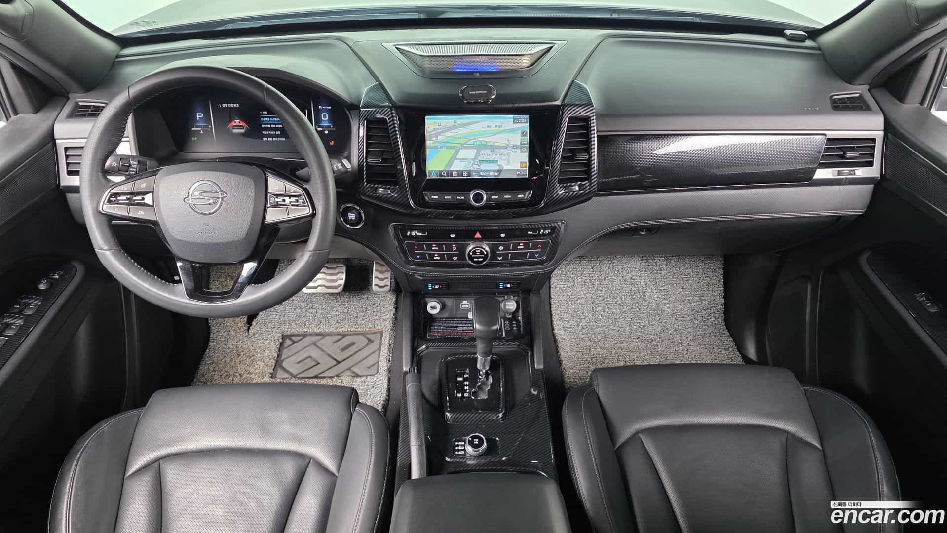 Rexton KG Mobility 2022.2-INNER-007