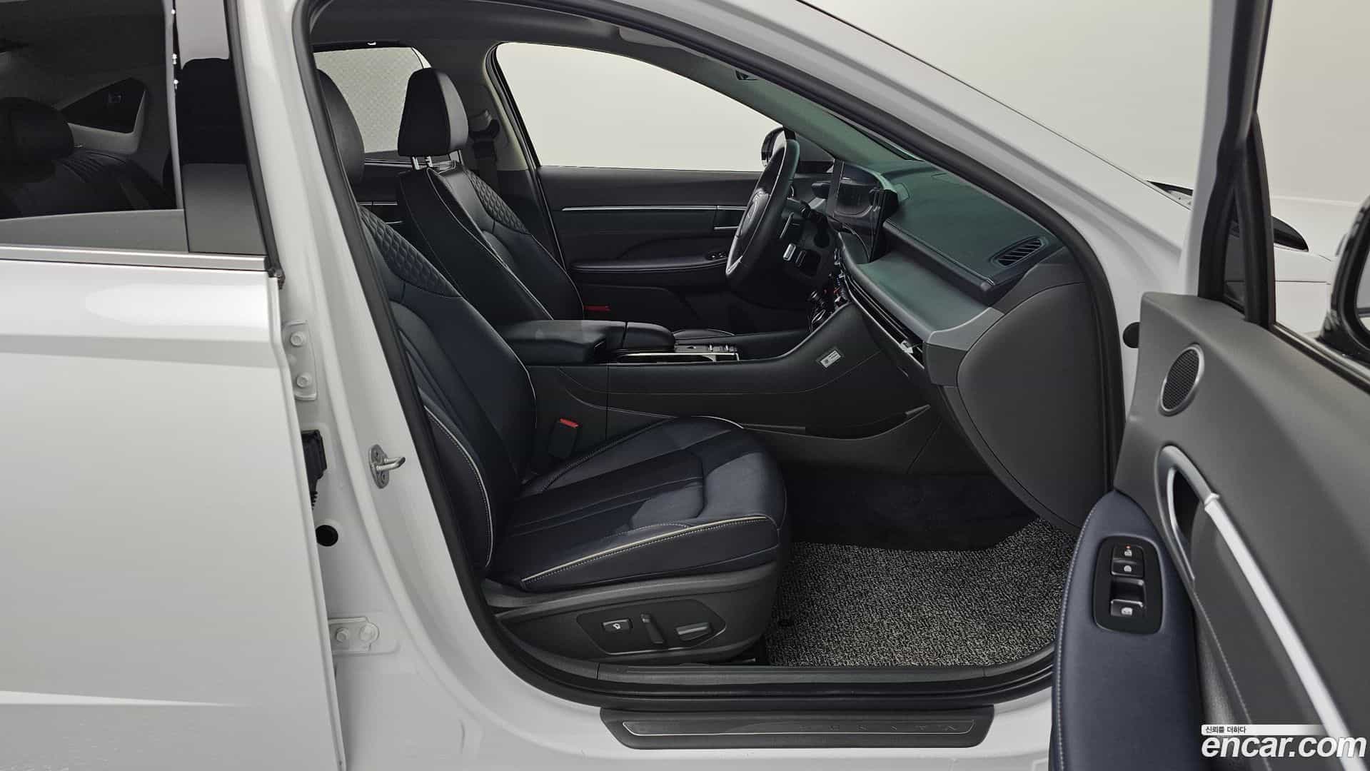 Sonata Hyundai 2025.0-INNER-036