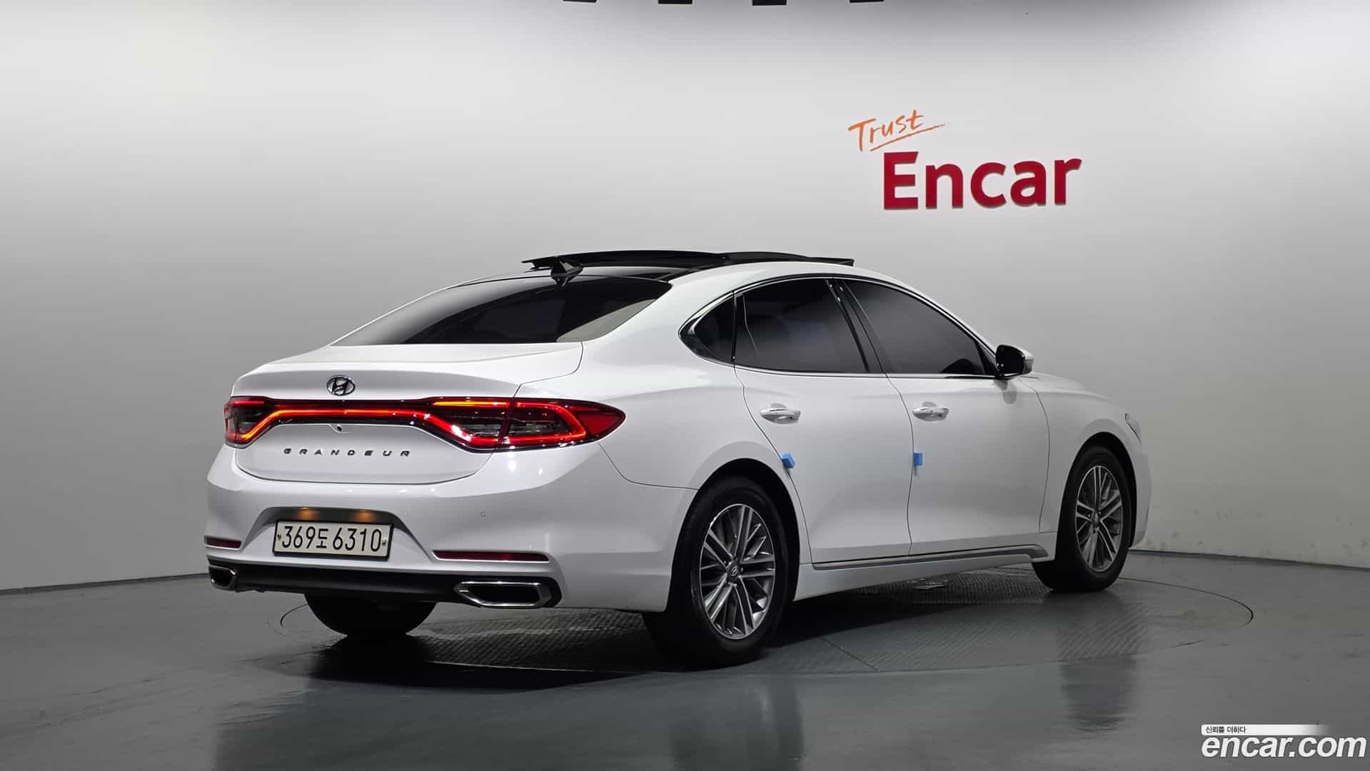 Grandeur Hyundai 2017.8-OUTER-002