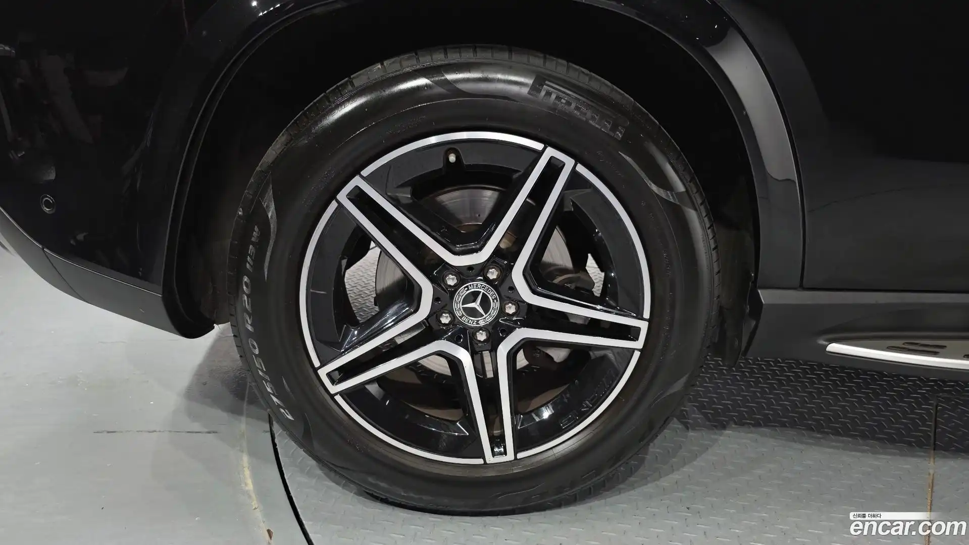 GLE-Class Mercedes-Benz 2020.5-OUTER-005