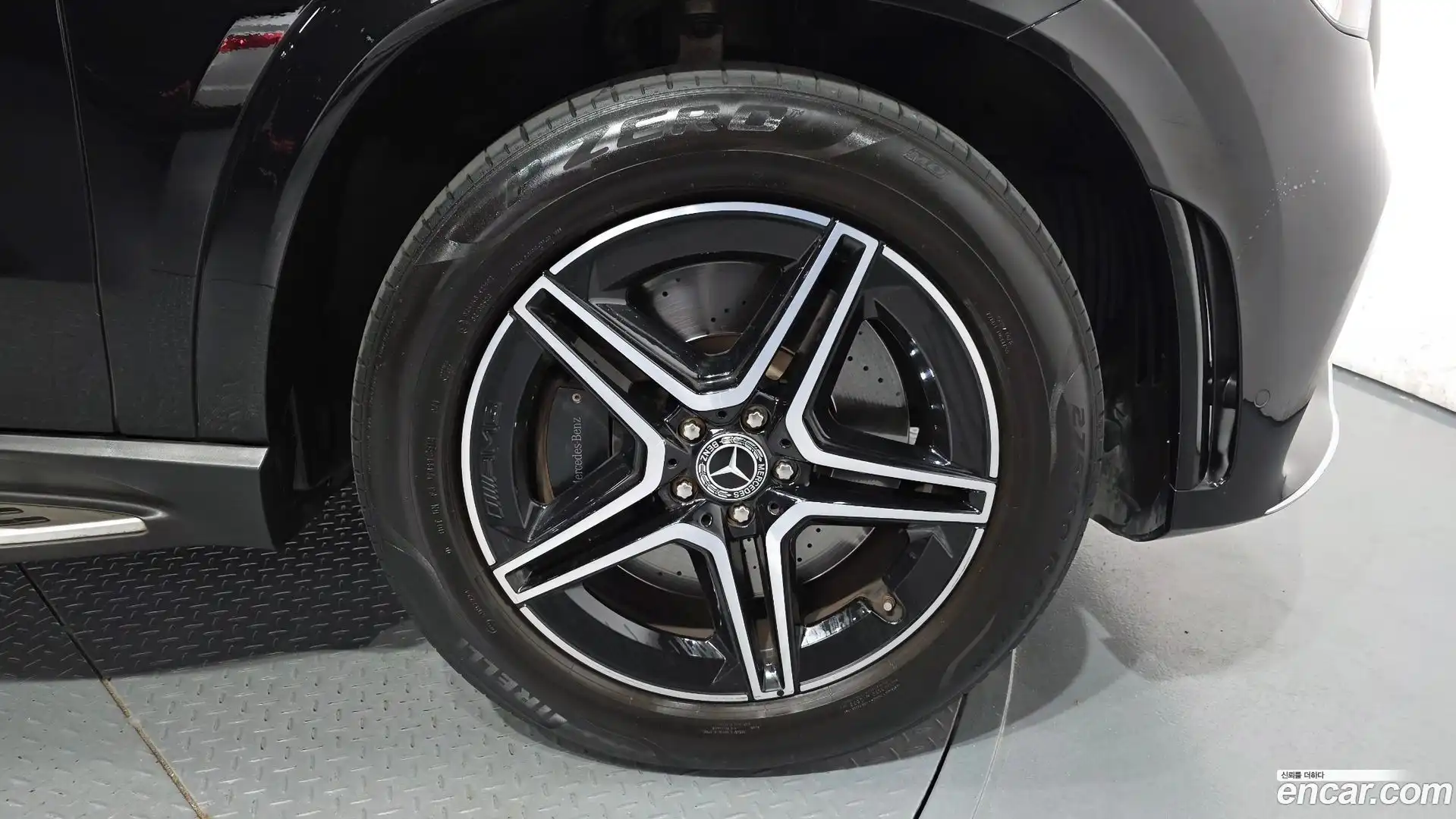 GLE-Class Mercedes-Benz 2020.5-OUTER-031