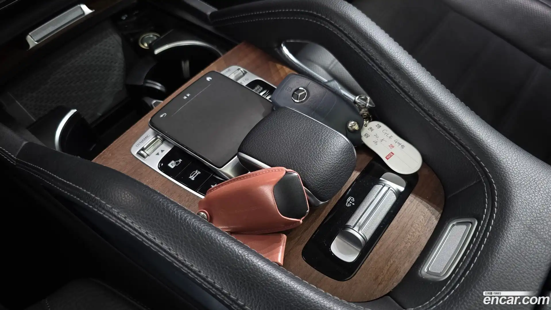 GLE-Class Mercedes-Benz 2020.5-OPTION-040