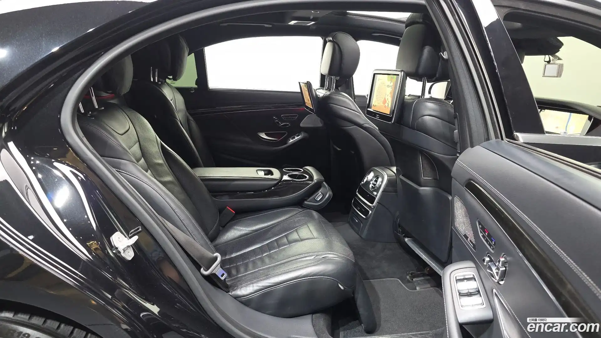 S-Class Mercedes-Benz 2015.2-OPTION-016