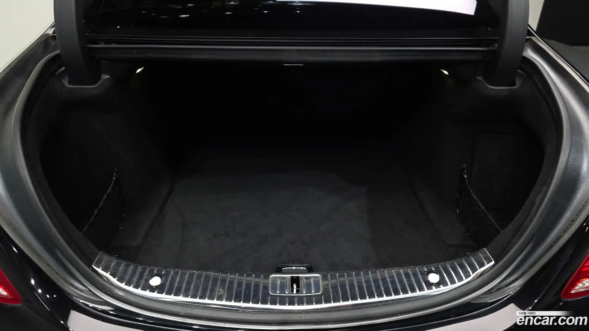 S-Class Mercedes-Benz 2015.2-OPTION-024