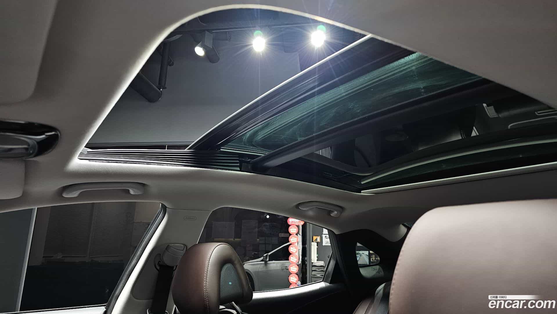 Grandeur Hyundai 2015.0-OPTION-023