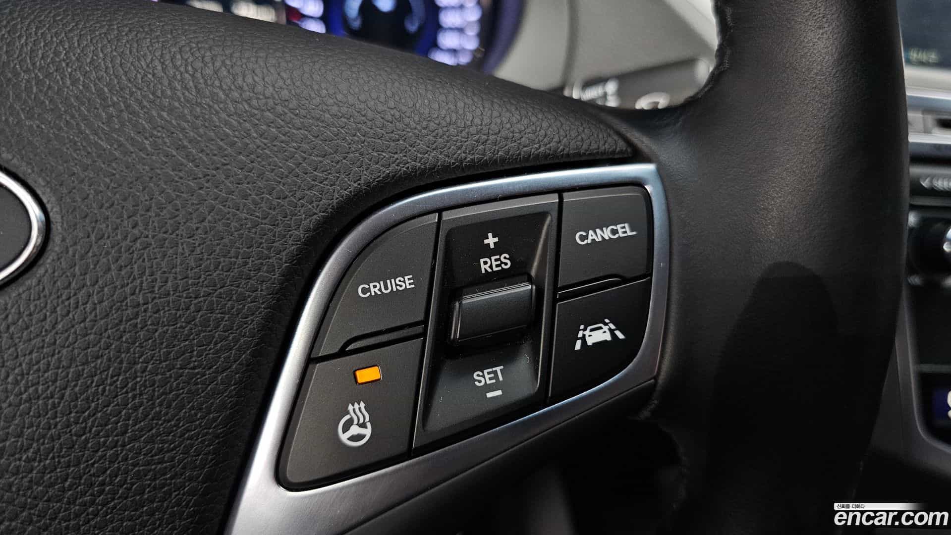 Grandeur Hyundai 2015.0-OPTION-043