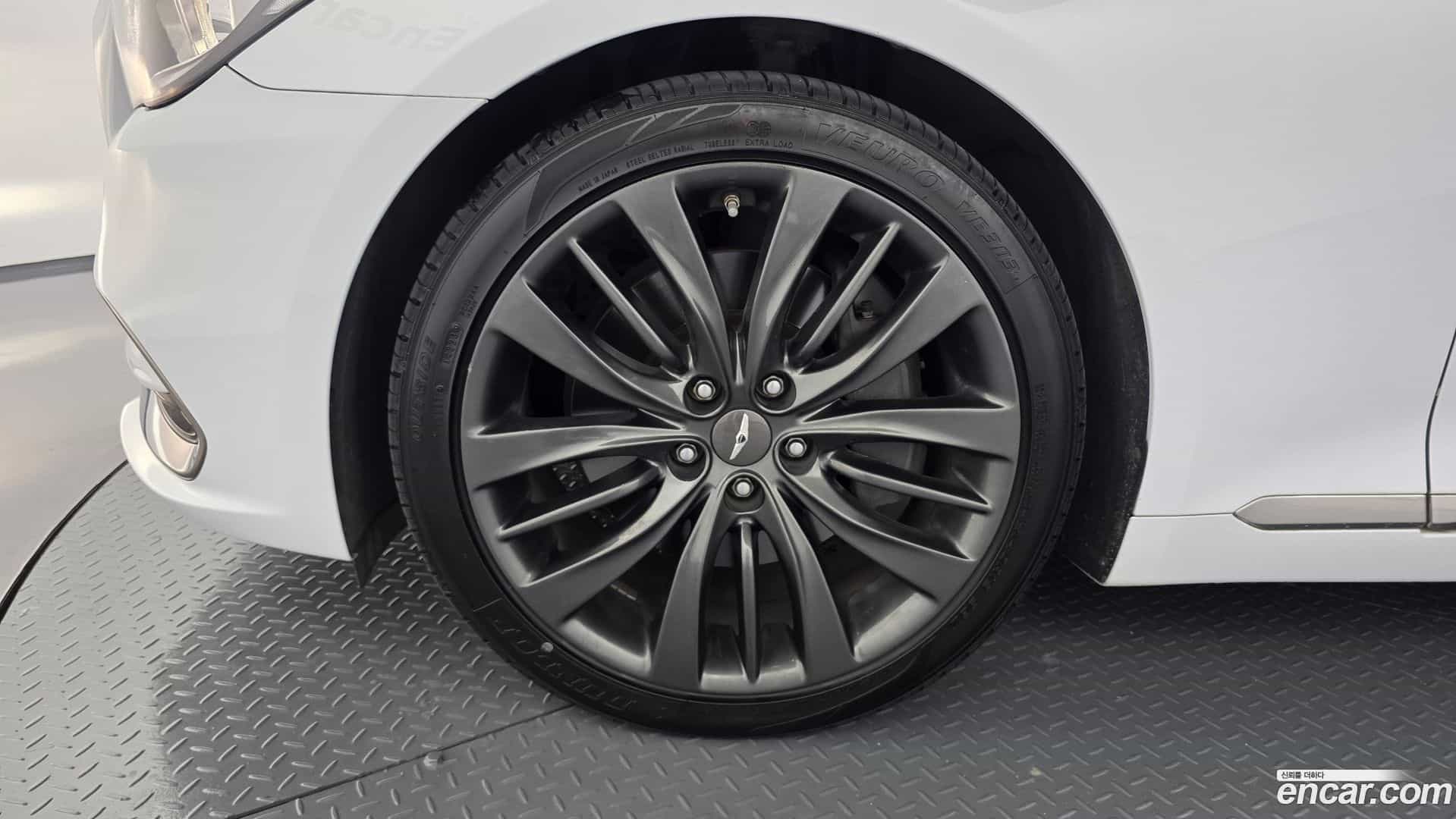 G80 Genesis 2018.6-OUTER-005