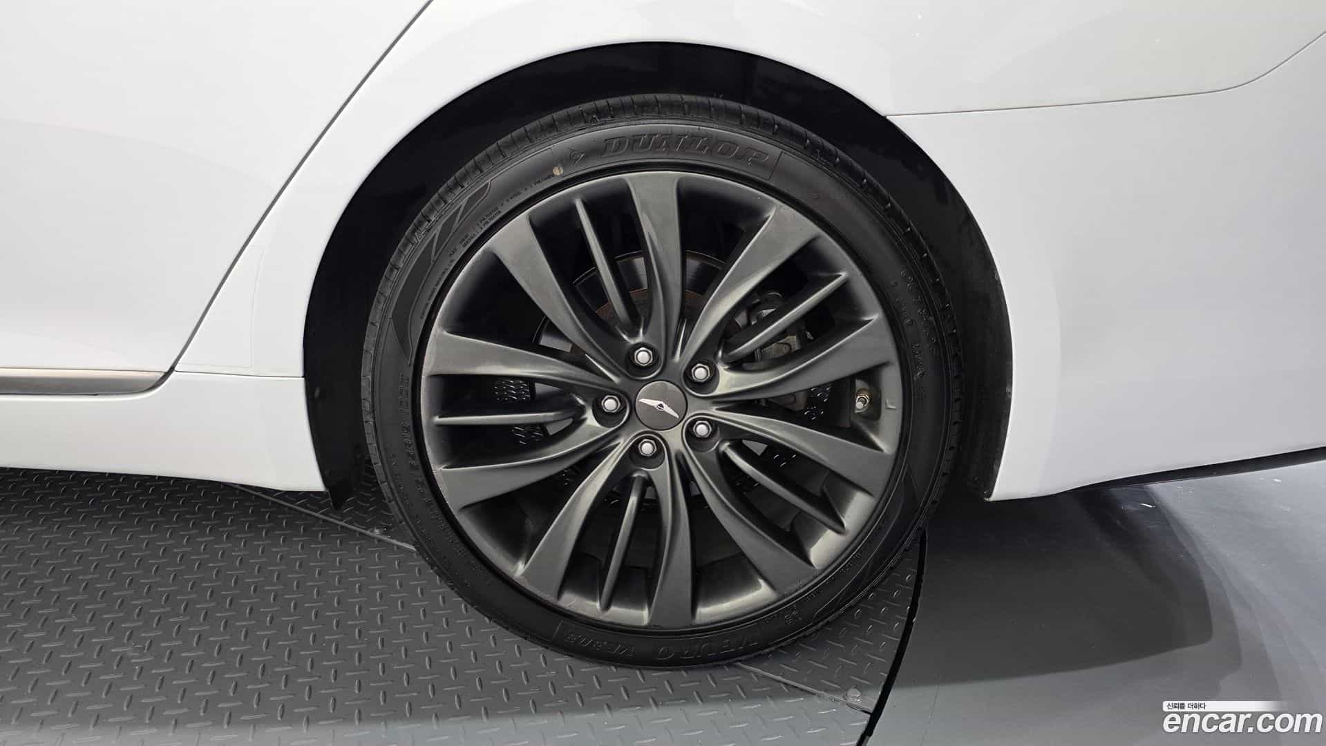 G80 Genesis 2018.6-OUTER-031