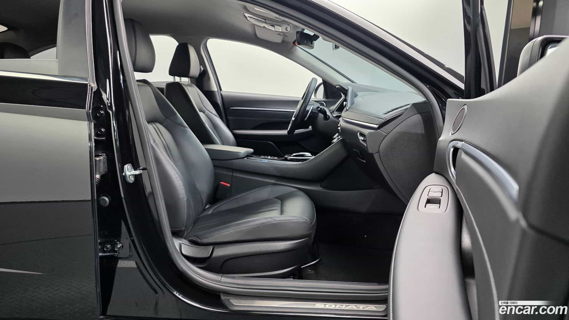 Sonata Hyundai 2021.10-INNER-036