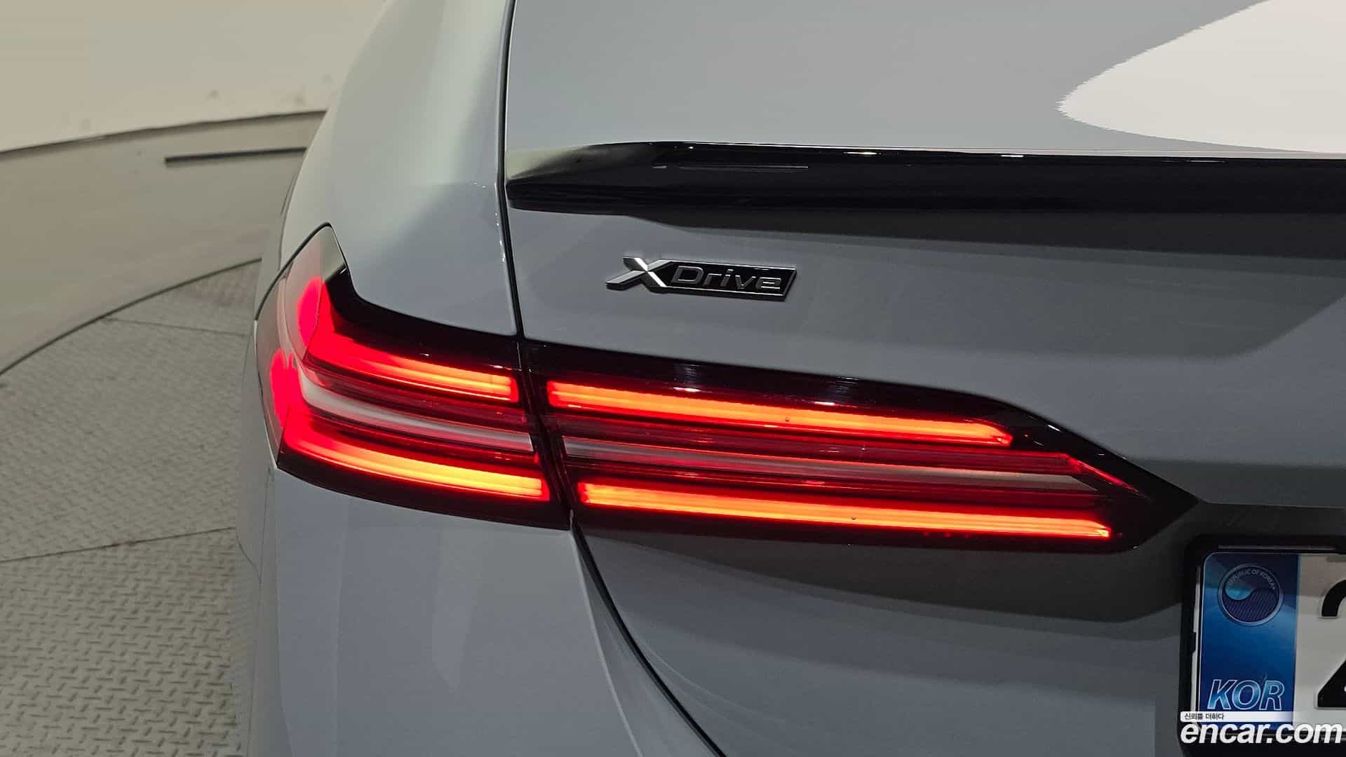 5-Series BMW 2025.5-OUTER-033