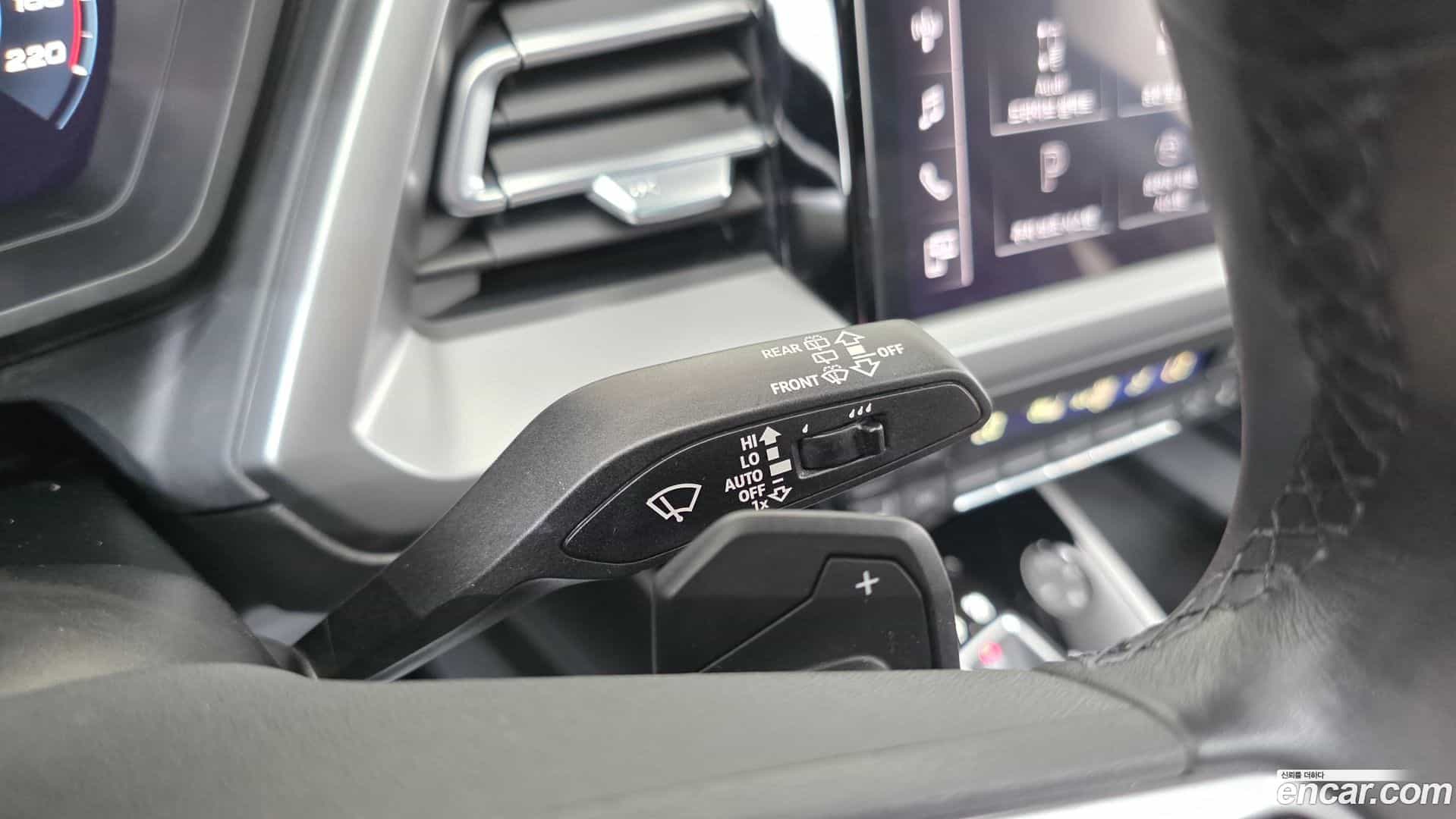 Q4 e-tron Audi 2022.9-OPTION-040