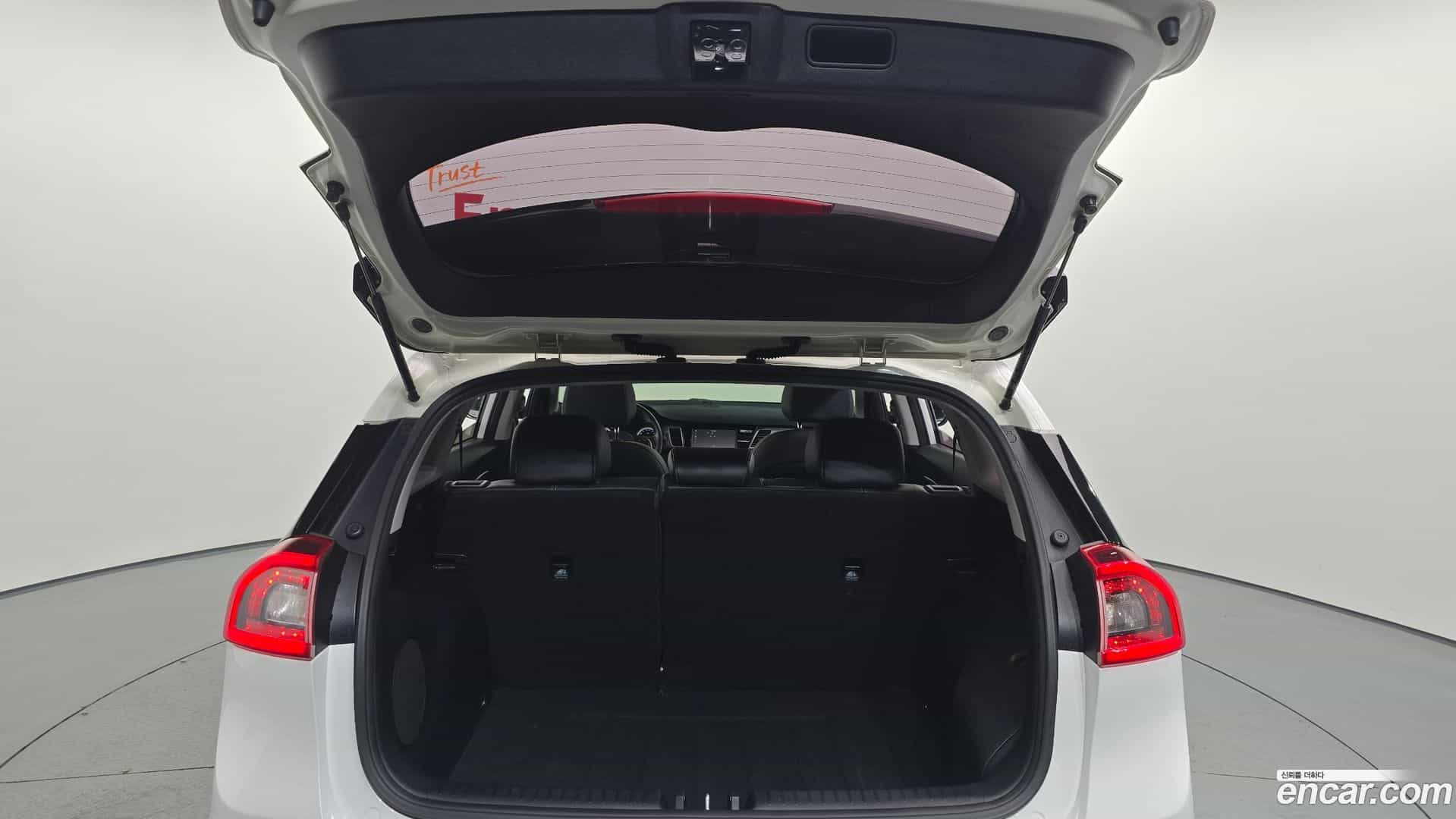 Niro Kia 2017.2-OPTION-022