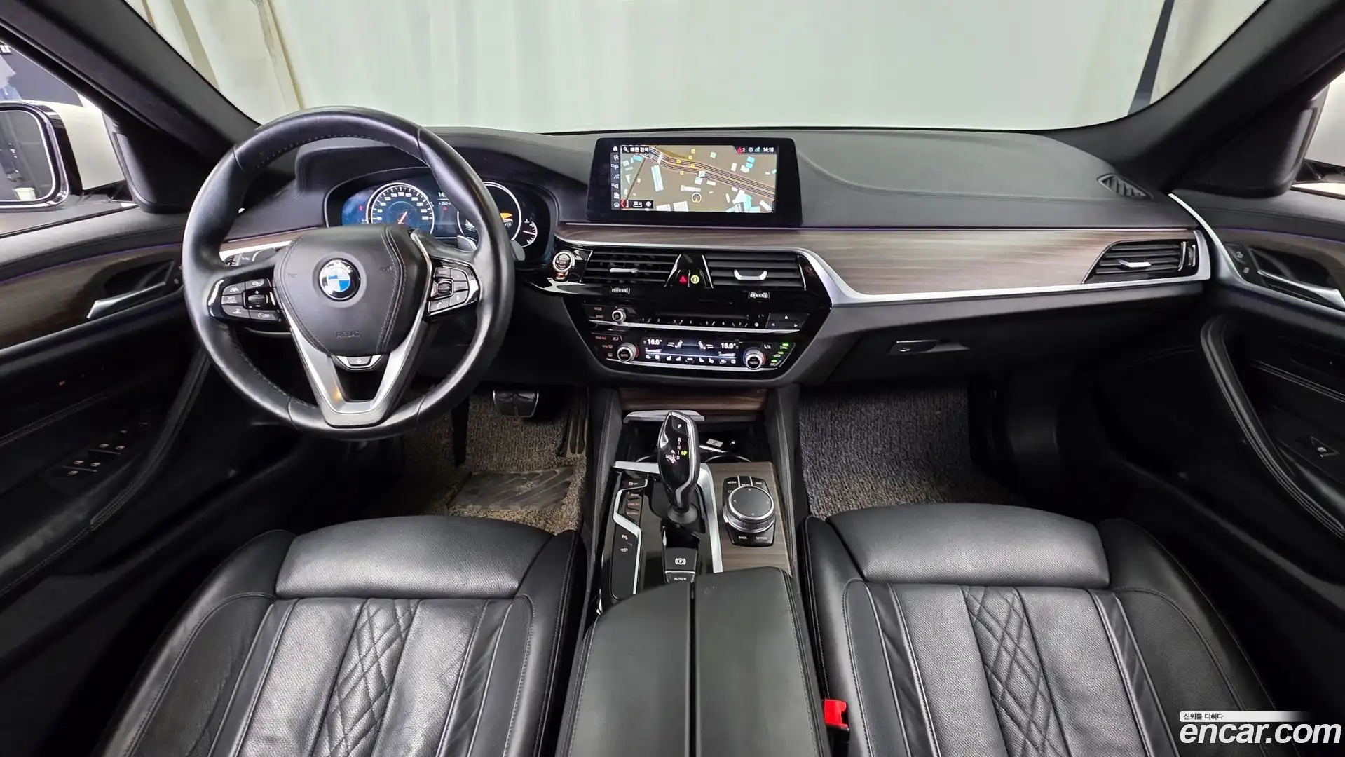 5-Series BMW 2017.6-INNER-007