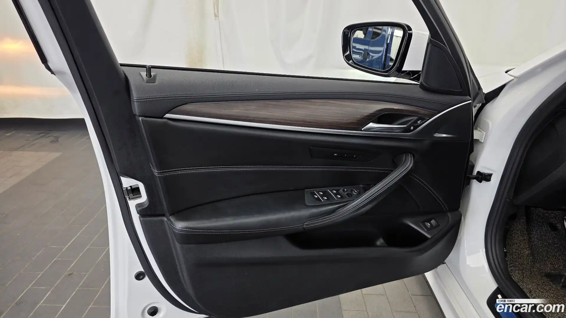 5-Series BMW 2017.6-INNER-034