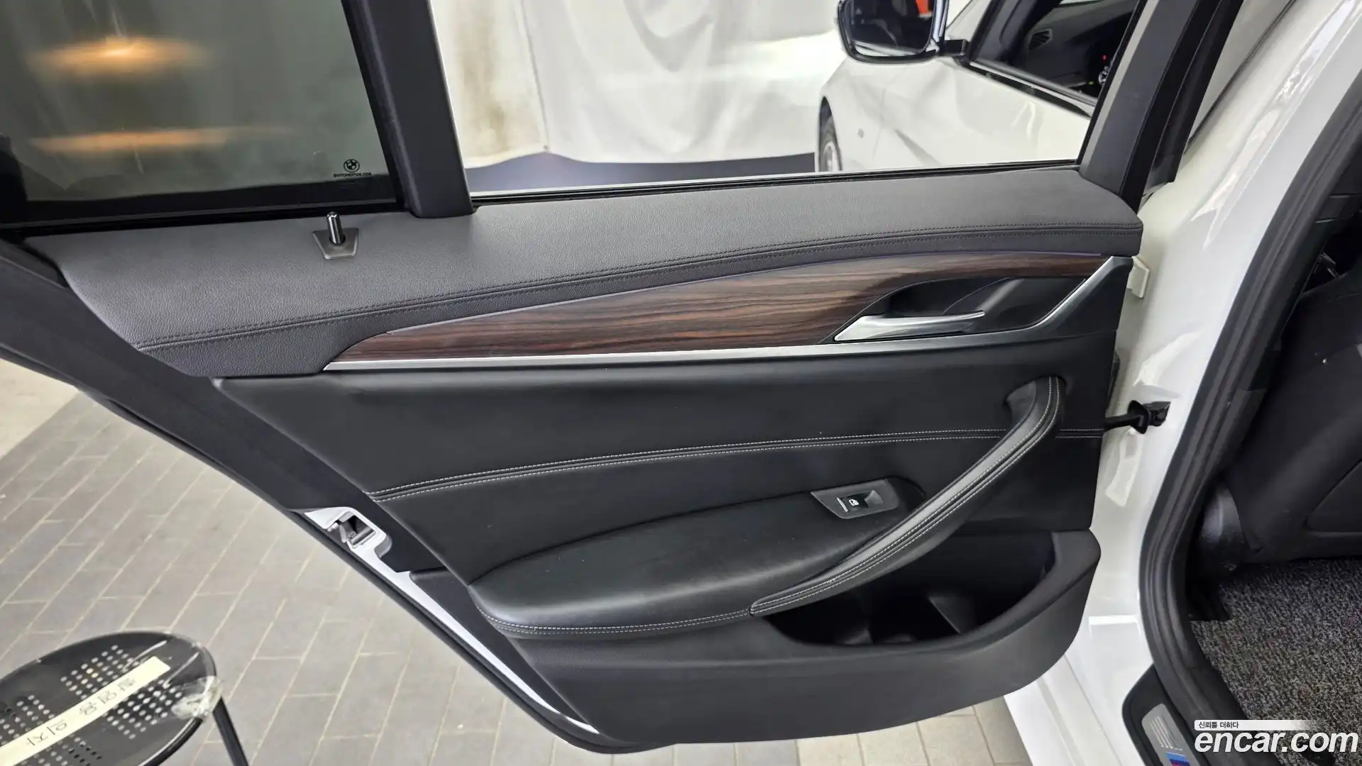 5-Series BMW 2017.6-INNER-035