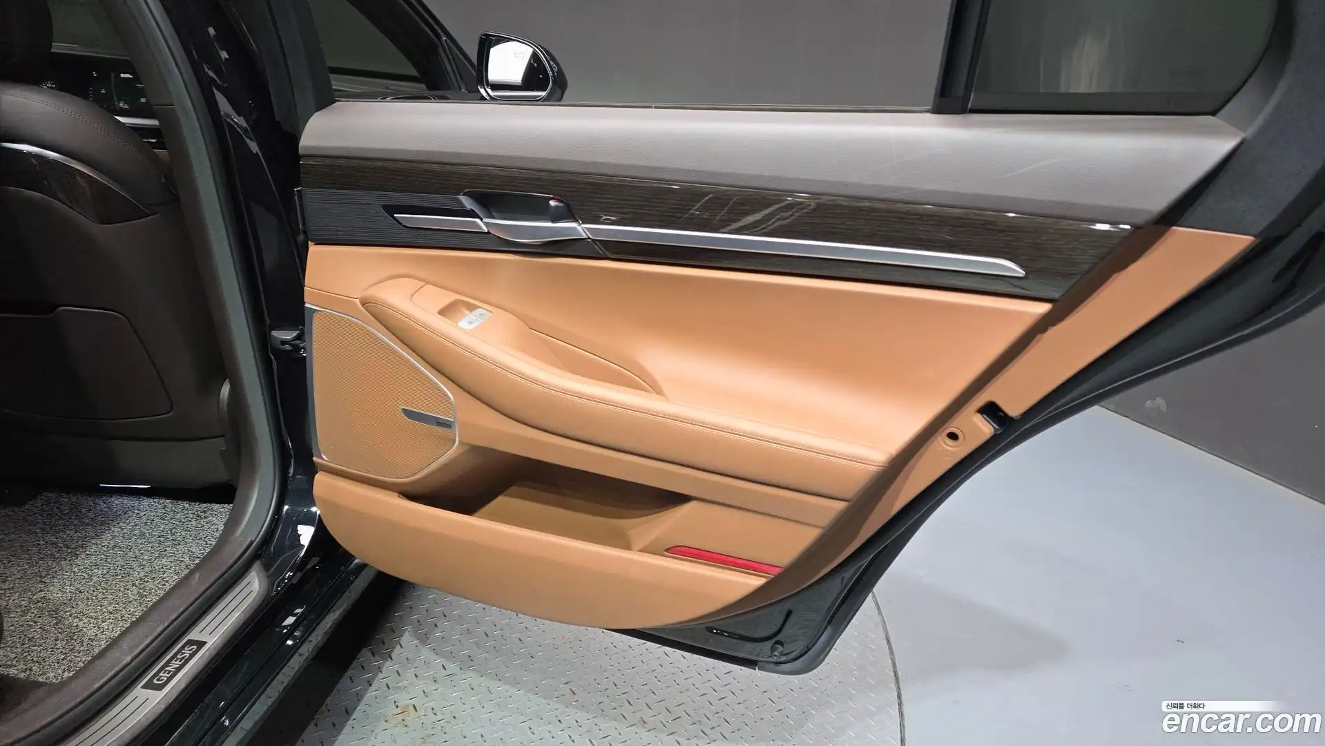 G90 Genesis 2020.5-INNER-035