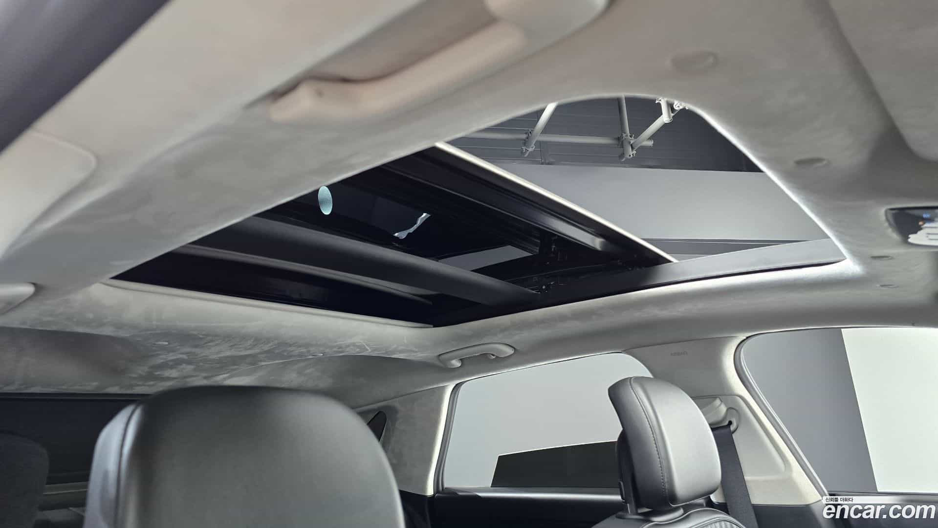 Grandeur Hyundai 2023.6-OPTION-020