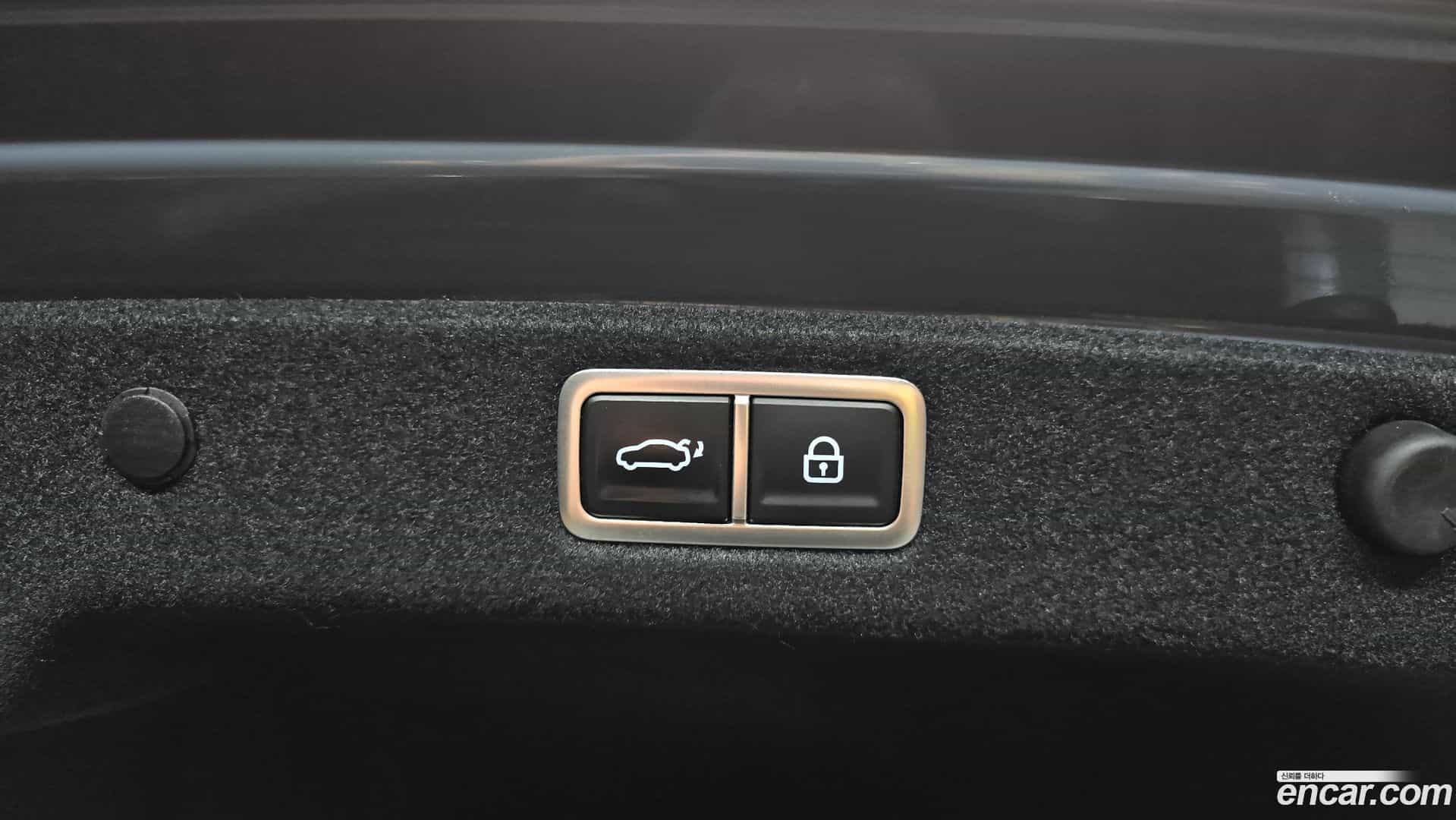 Grandeur Hyundai 2023.6-OPTION-021