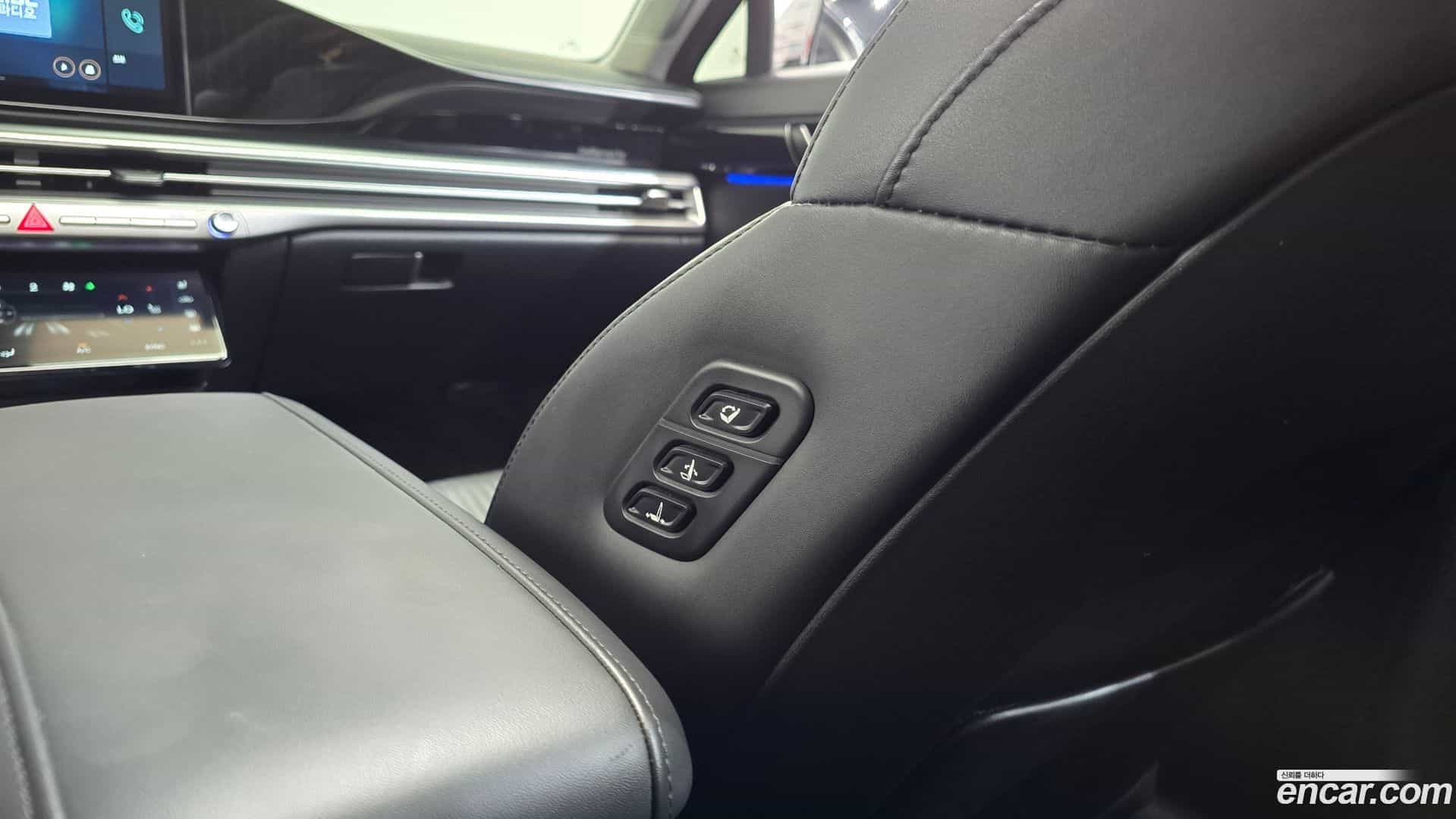 Grandeur Hyundai 2023.6-OPTION-043