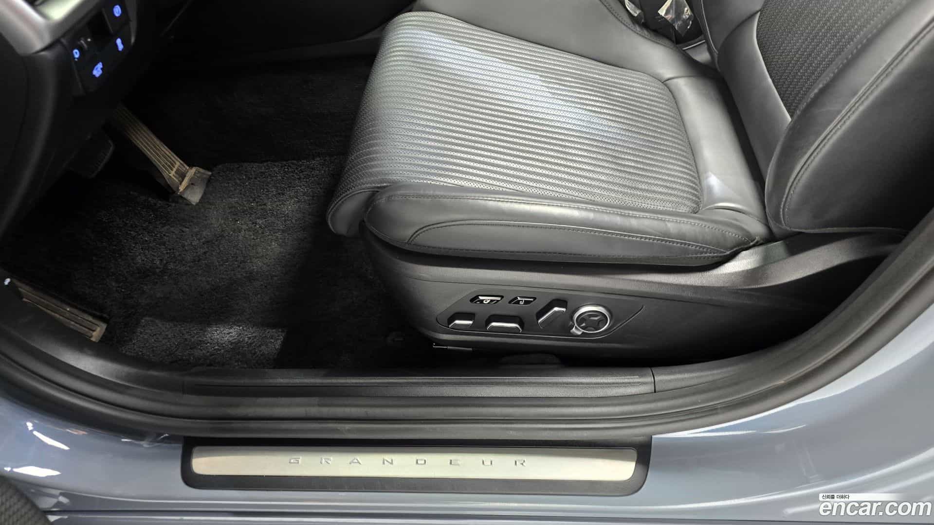 Grandeur Hyundai 2023.6-OPTION-045