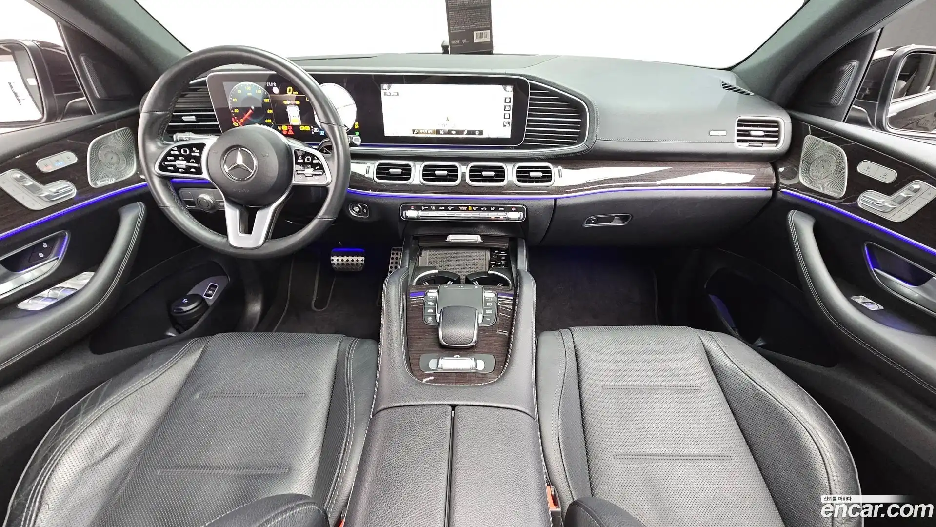 GLE-Class Mercedes-Benz 2021.9-INNER-007