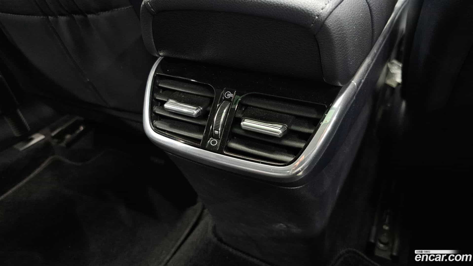 Grandeur Hyundai 2022.4-OPTION-046