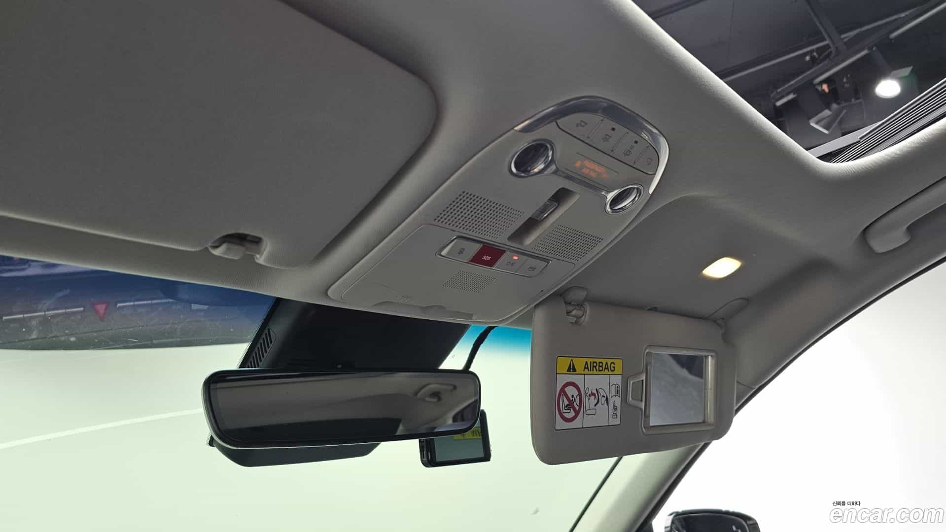 Grandeur Hyundai 2022.4-OPTION-049