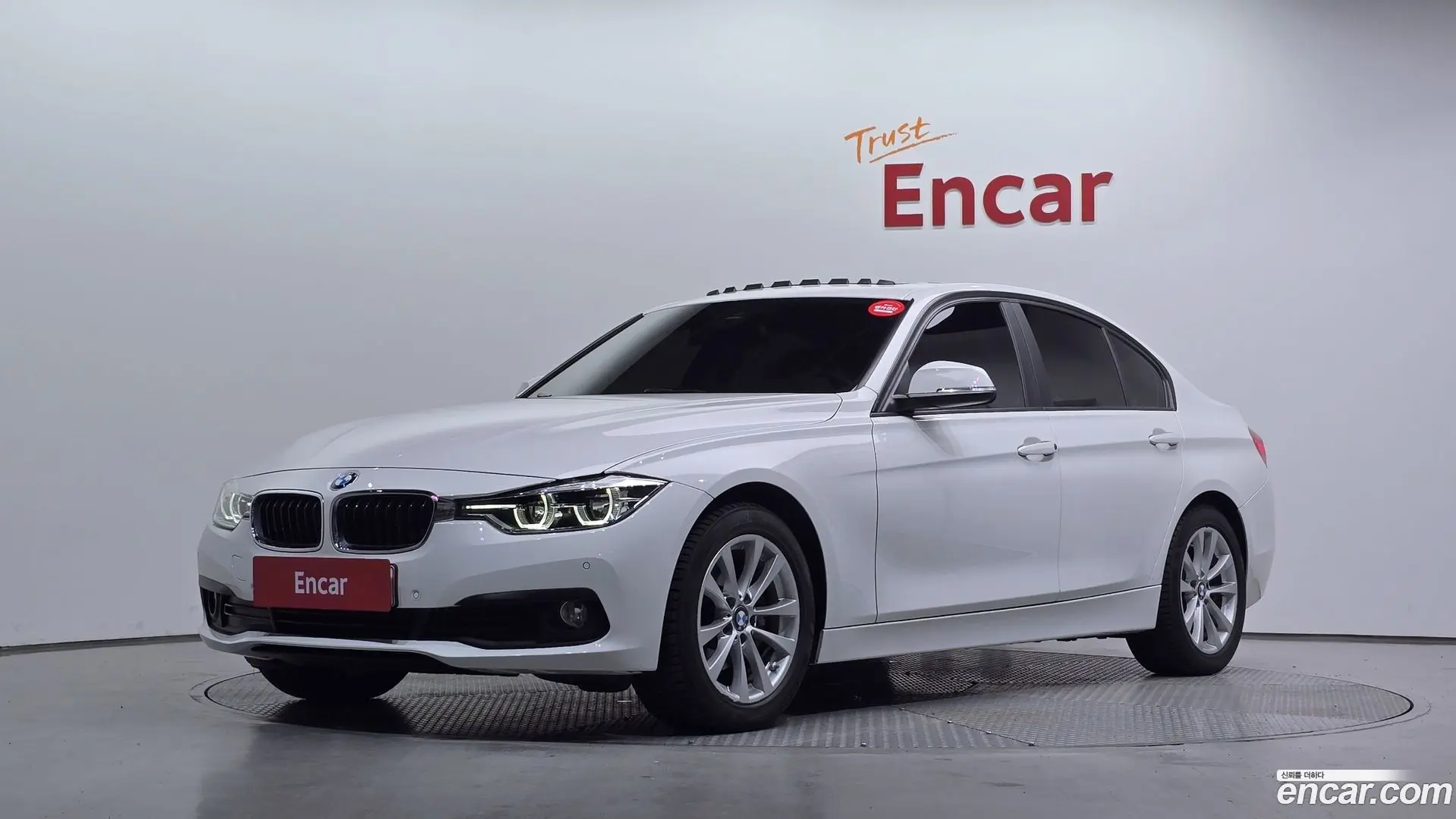 Main__Slider__Photo:3-Series BMW 2018.2-0