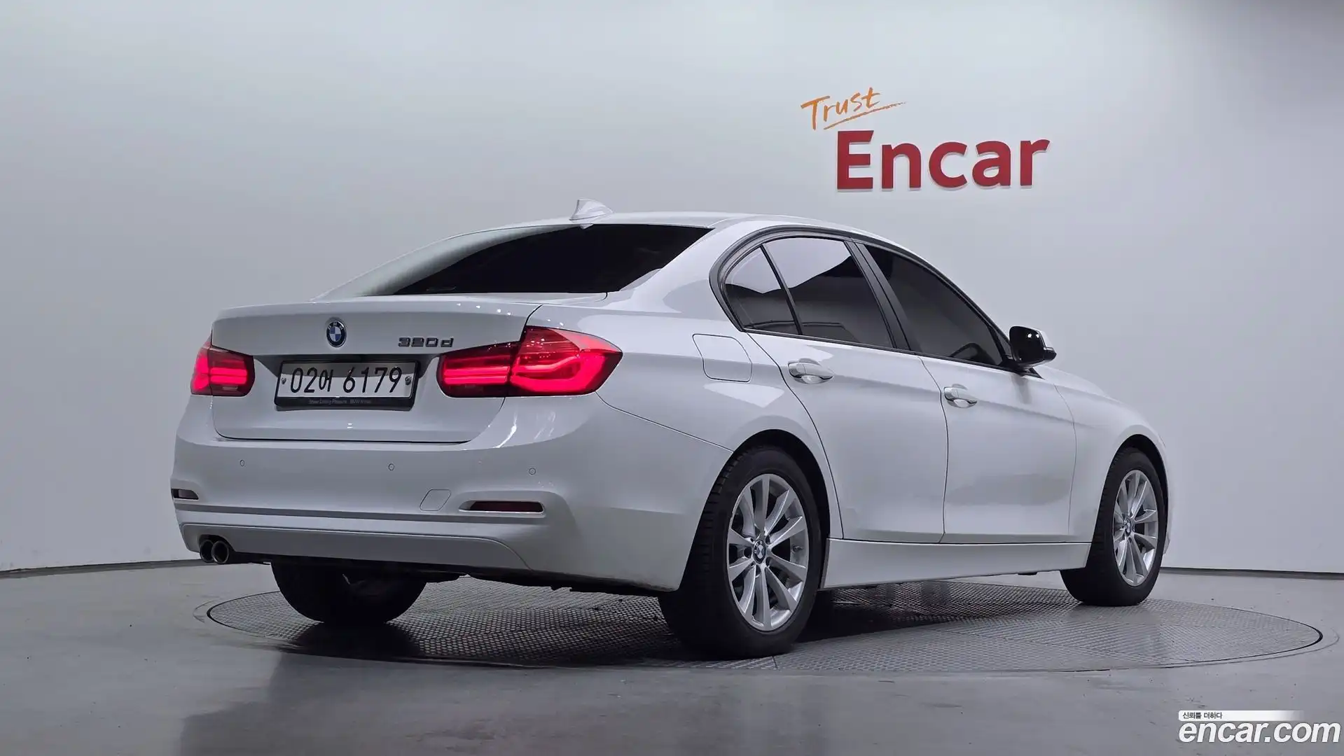 3-Series BMW 2018.2-OUTER-002