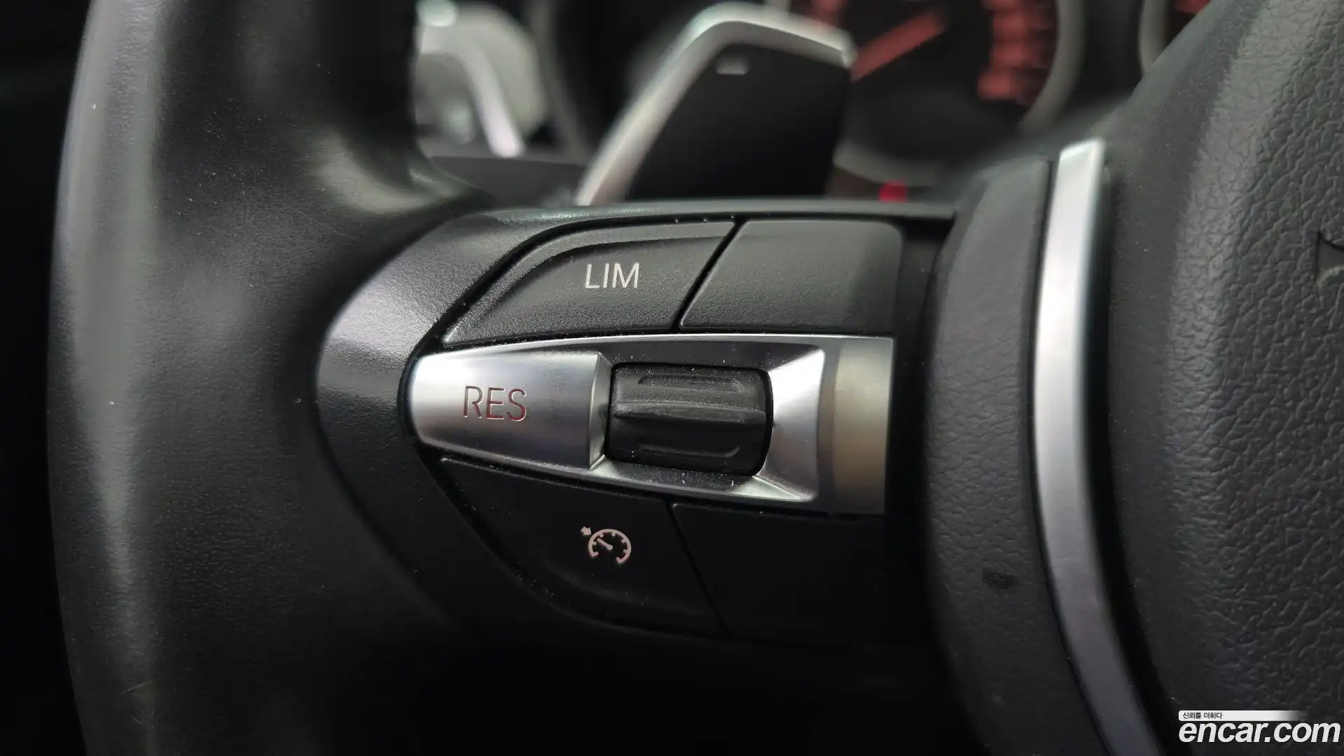 3-Series BMW 2018.2-OPTION-021
